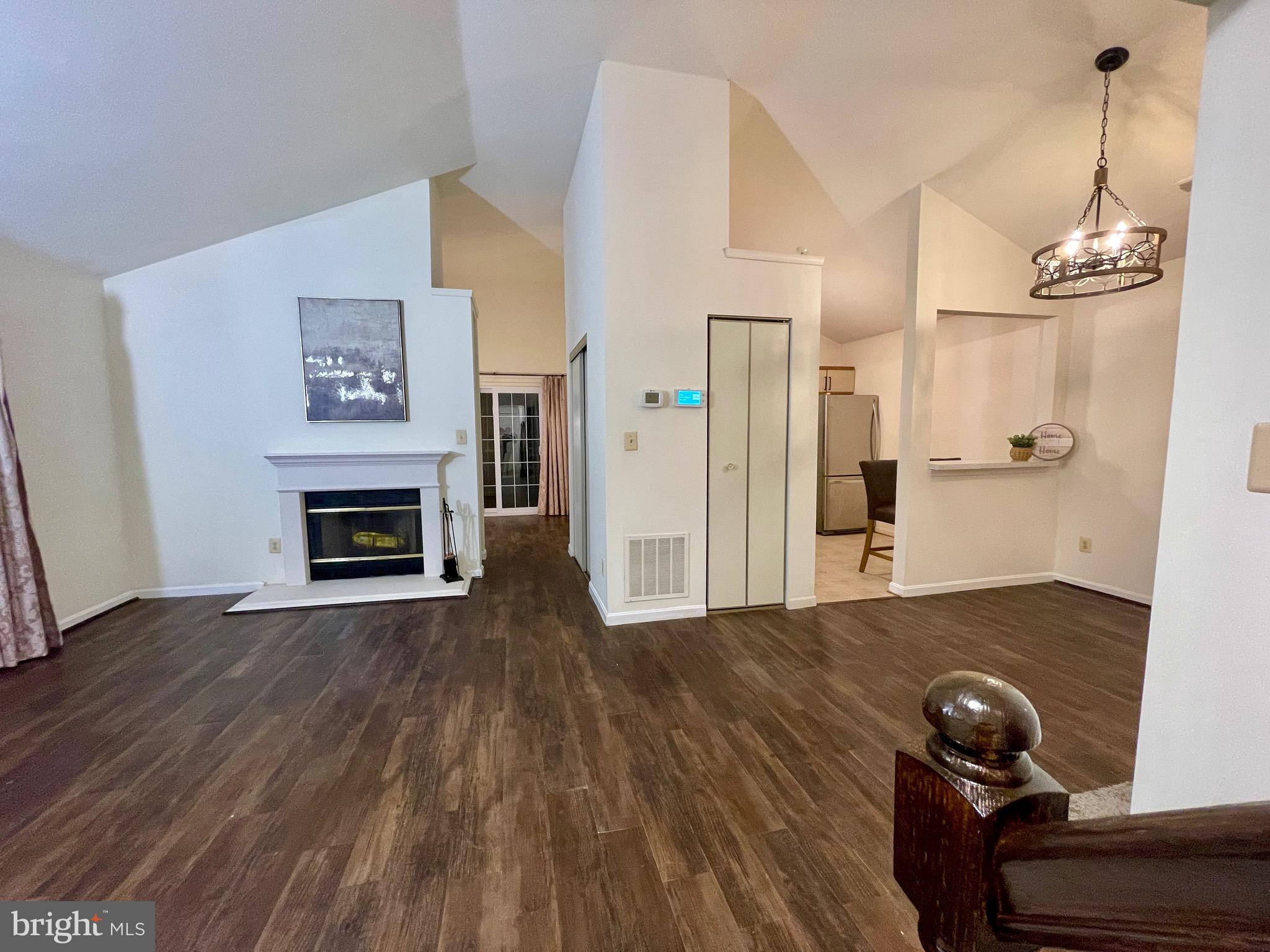 FRANKFORD - Residential Lease