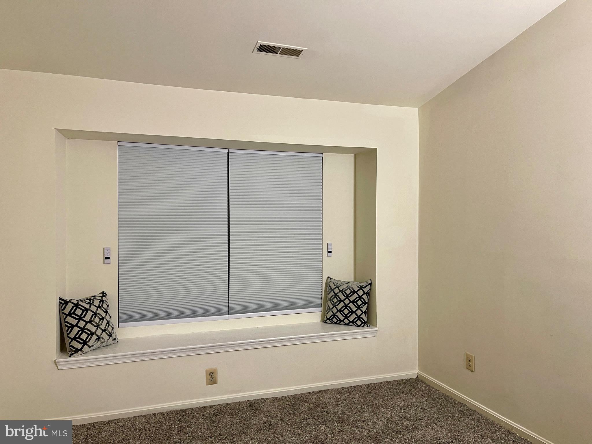 FRANKFORD - Residential Lease