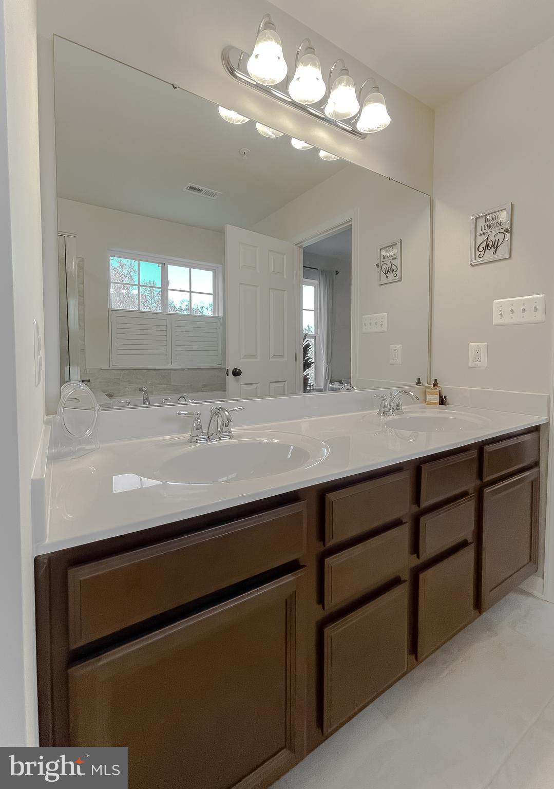 CLARK'S REST - Residential