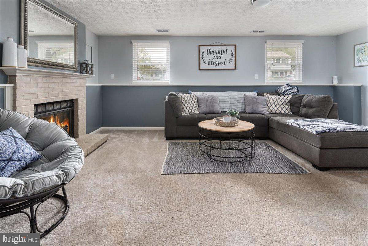 MAYFIELD MANOR - Residential