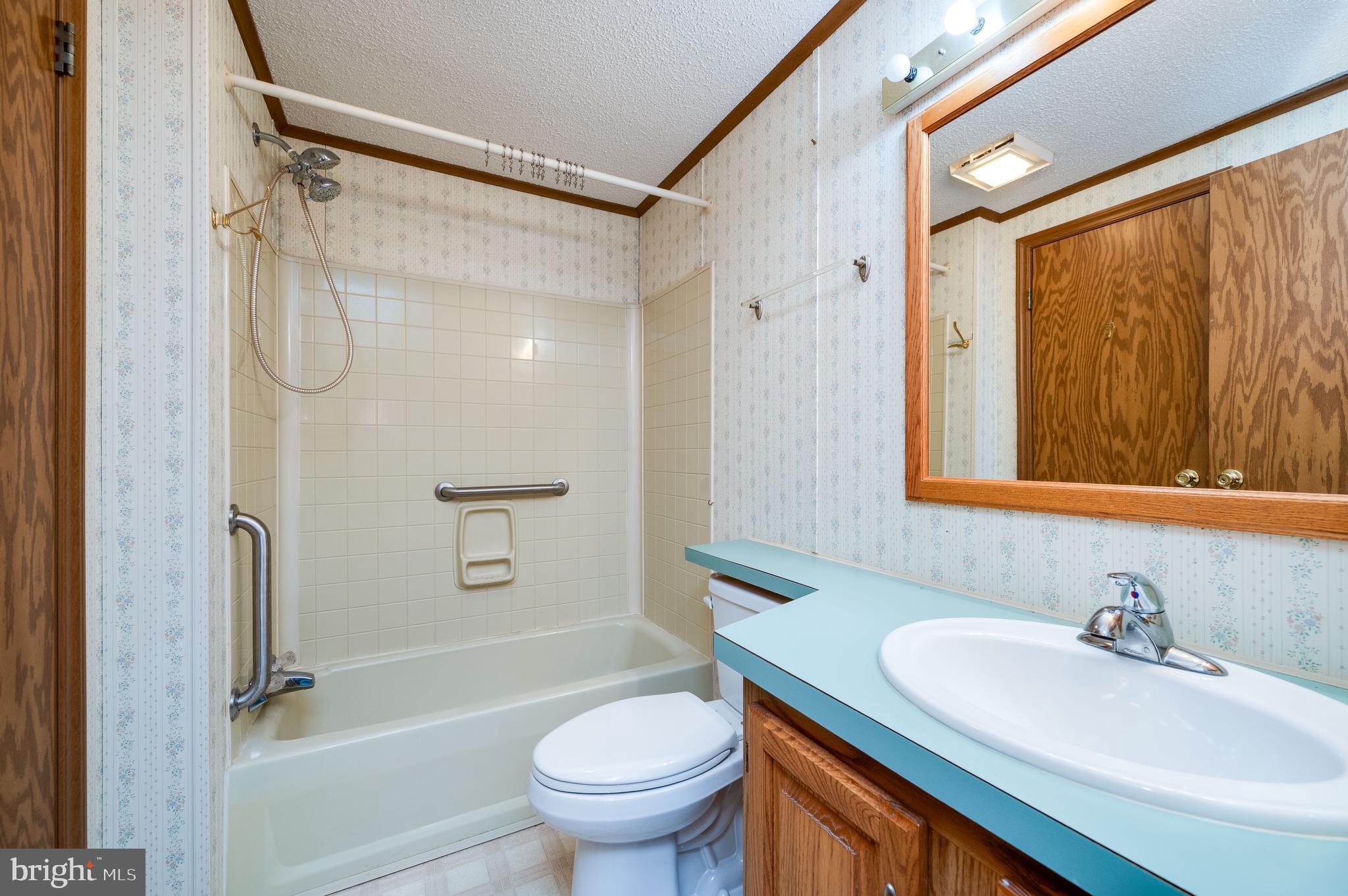 KNOLLWOOD - Residential