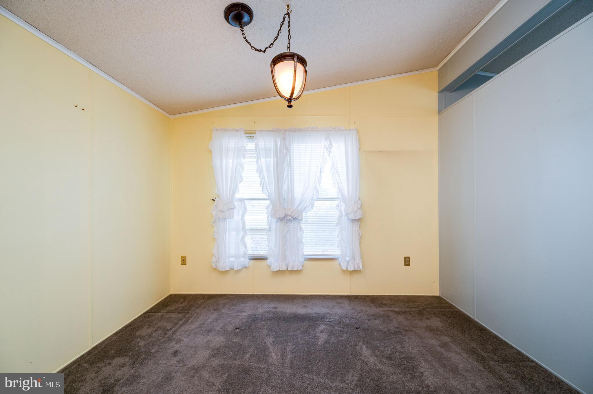 KNOLLWOOD - Residential