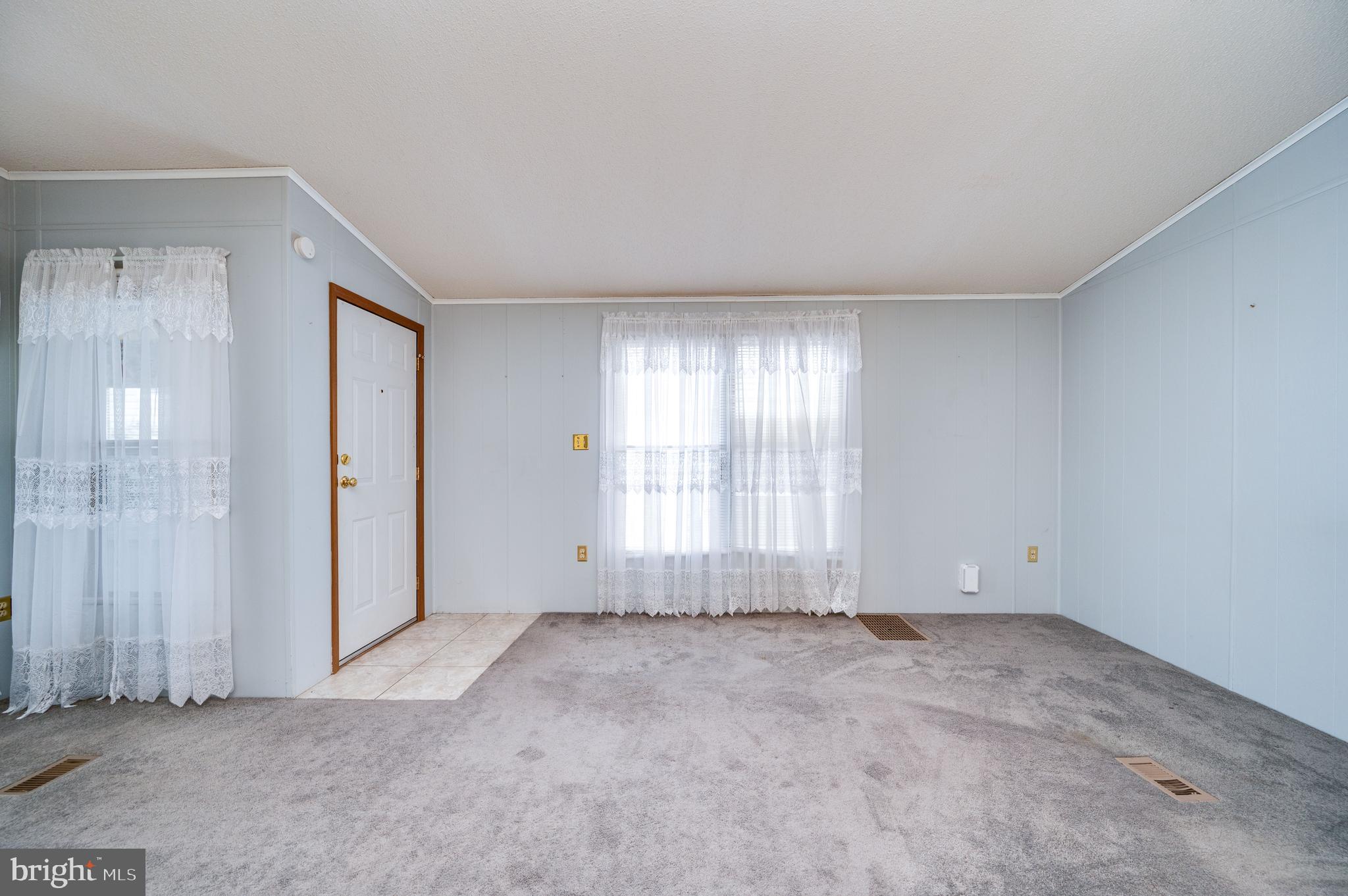 KNOLLWOOD - Residential