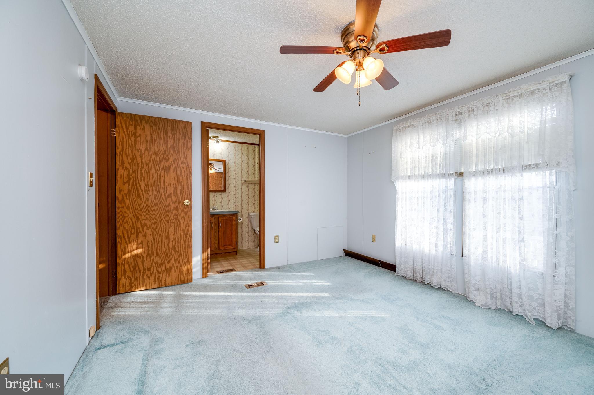 KNOLLWOOD - Residential