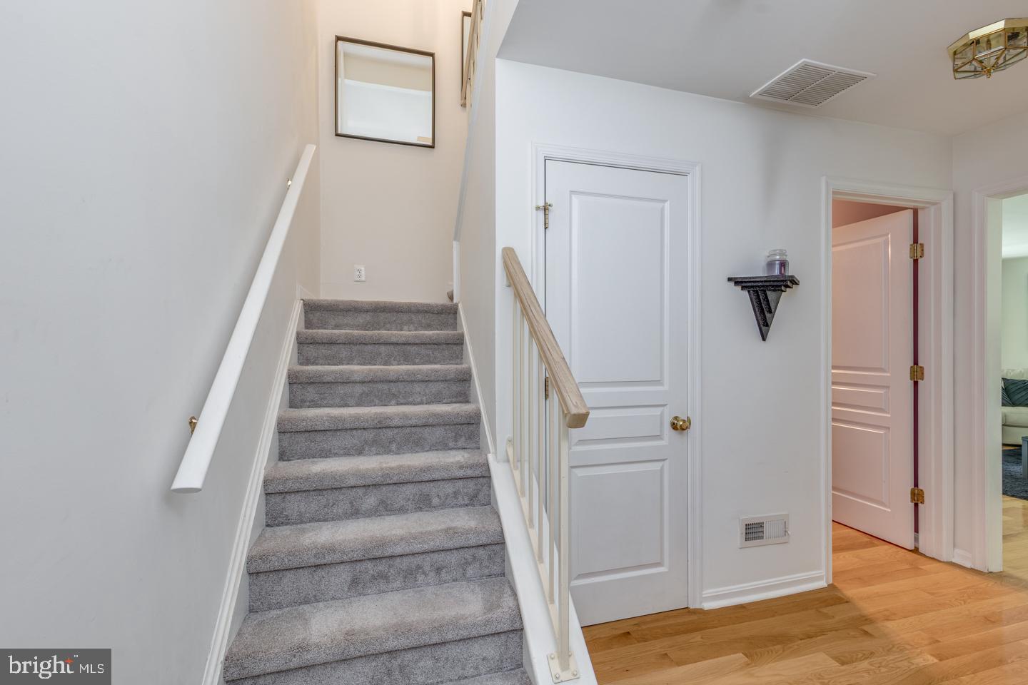 146 ROSEBAY COURT