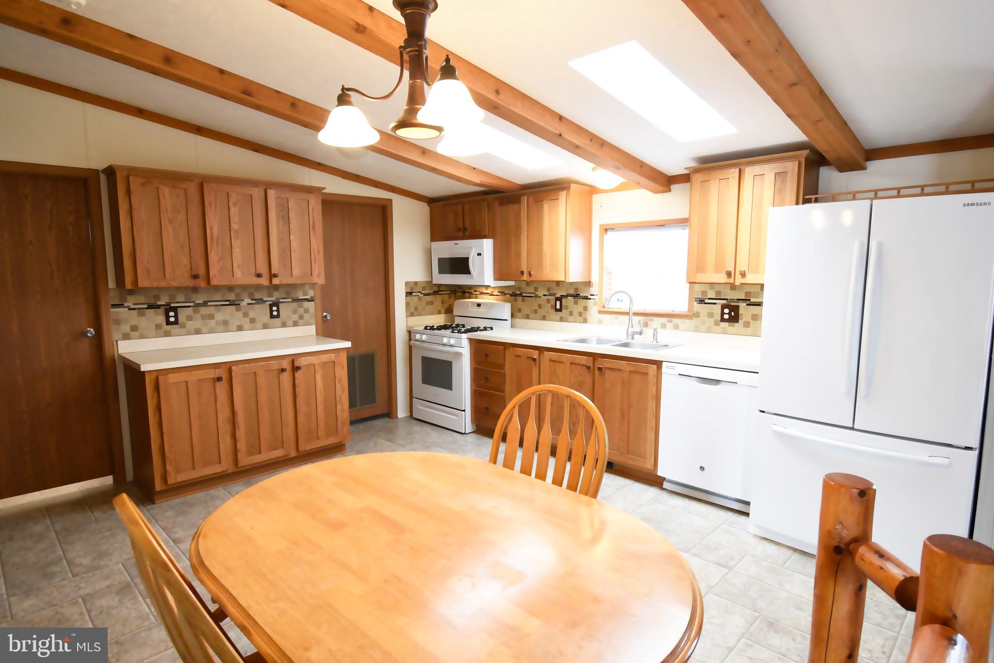 TALL OAK ESTATES - Residential