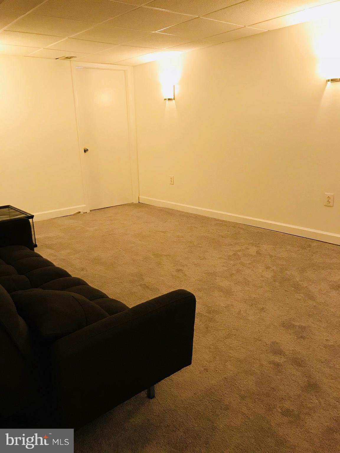 KEN KNOLL - Residential