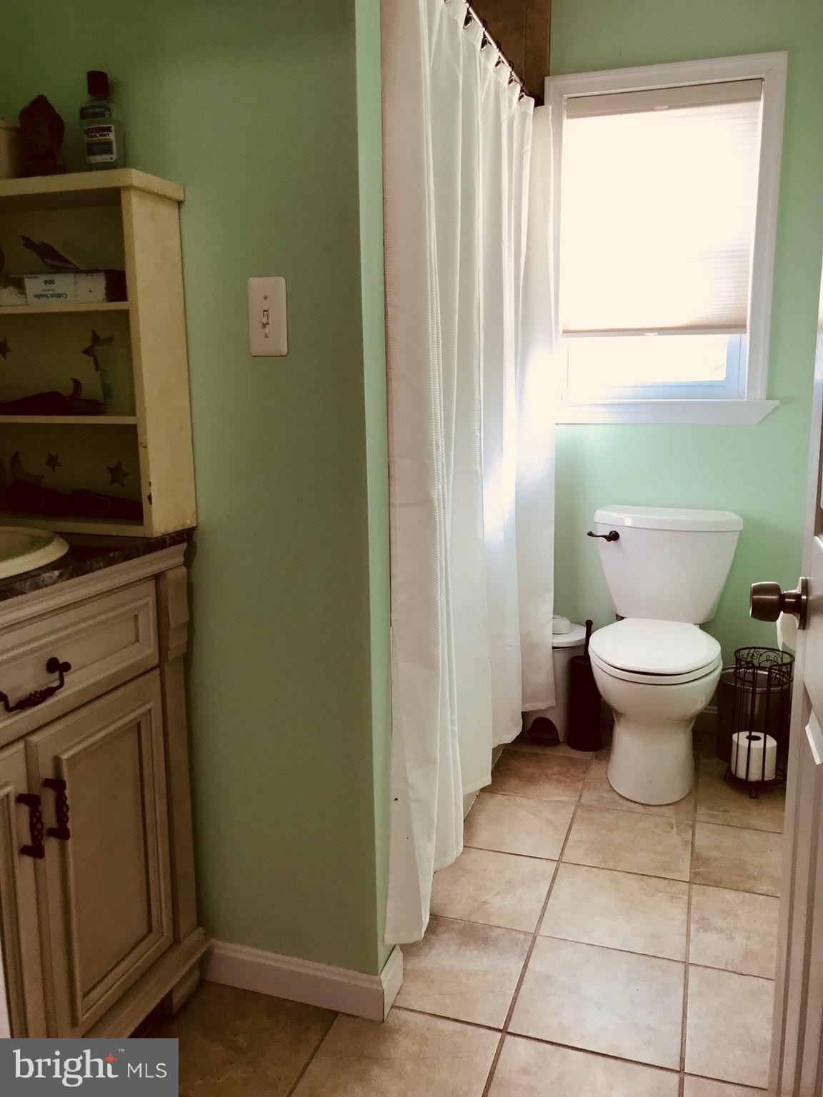 KEN KNOLL - Residential