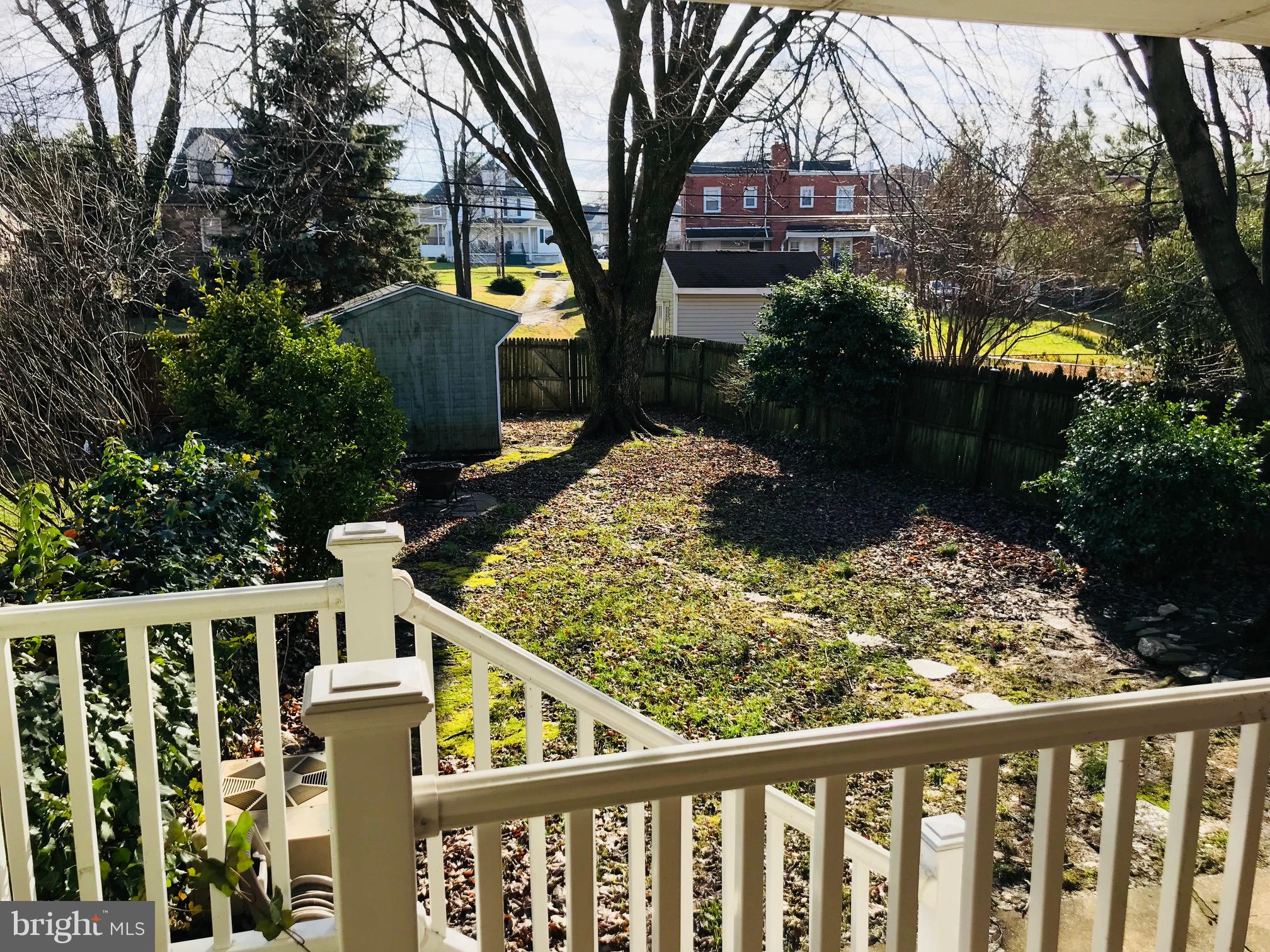 KEN KNOLL - Residential