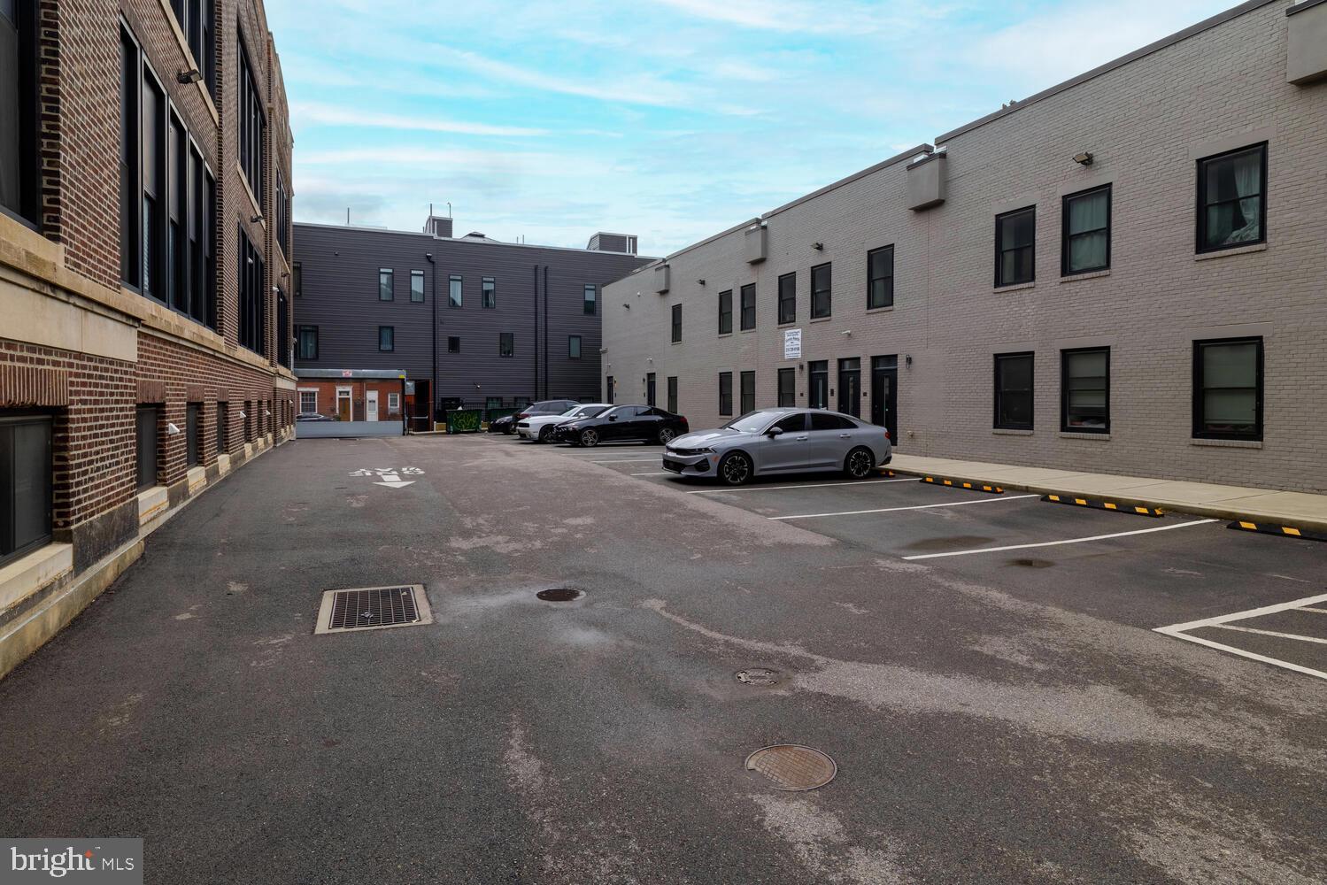 PORT RICHMOND - Residential