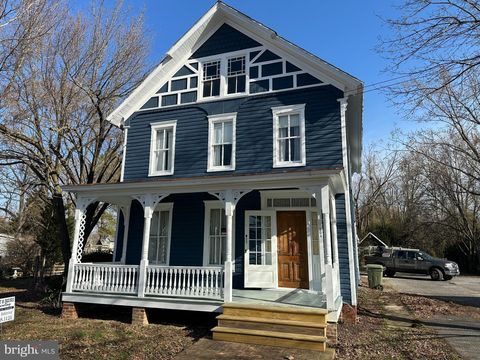Homes For Sale - 204 Maple Avenue<br/> Caroline County, GREENSBORO, MD 21639