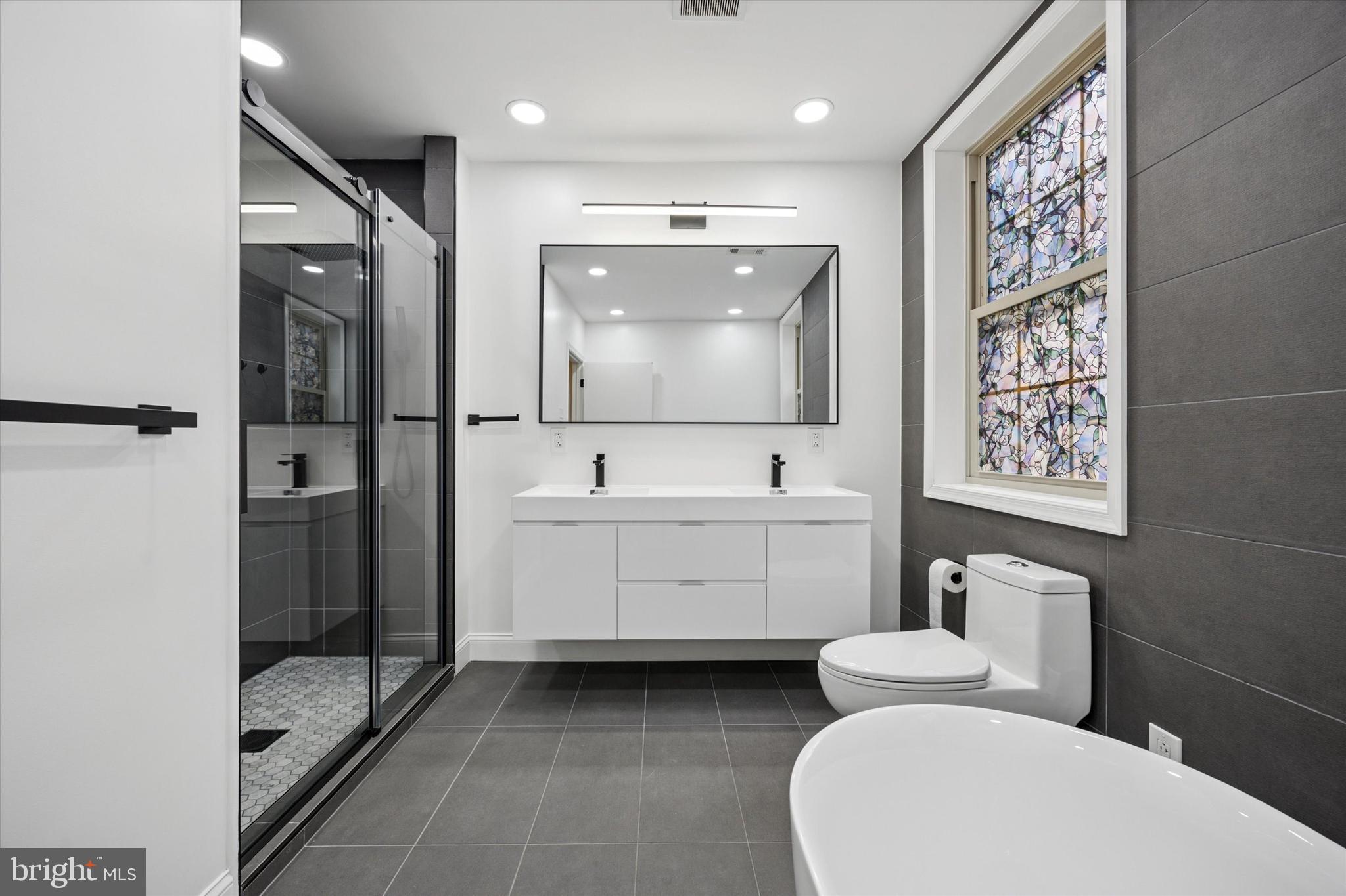 FISHTOWN - Residential Lease