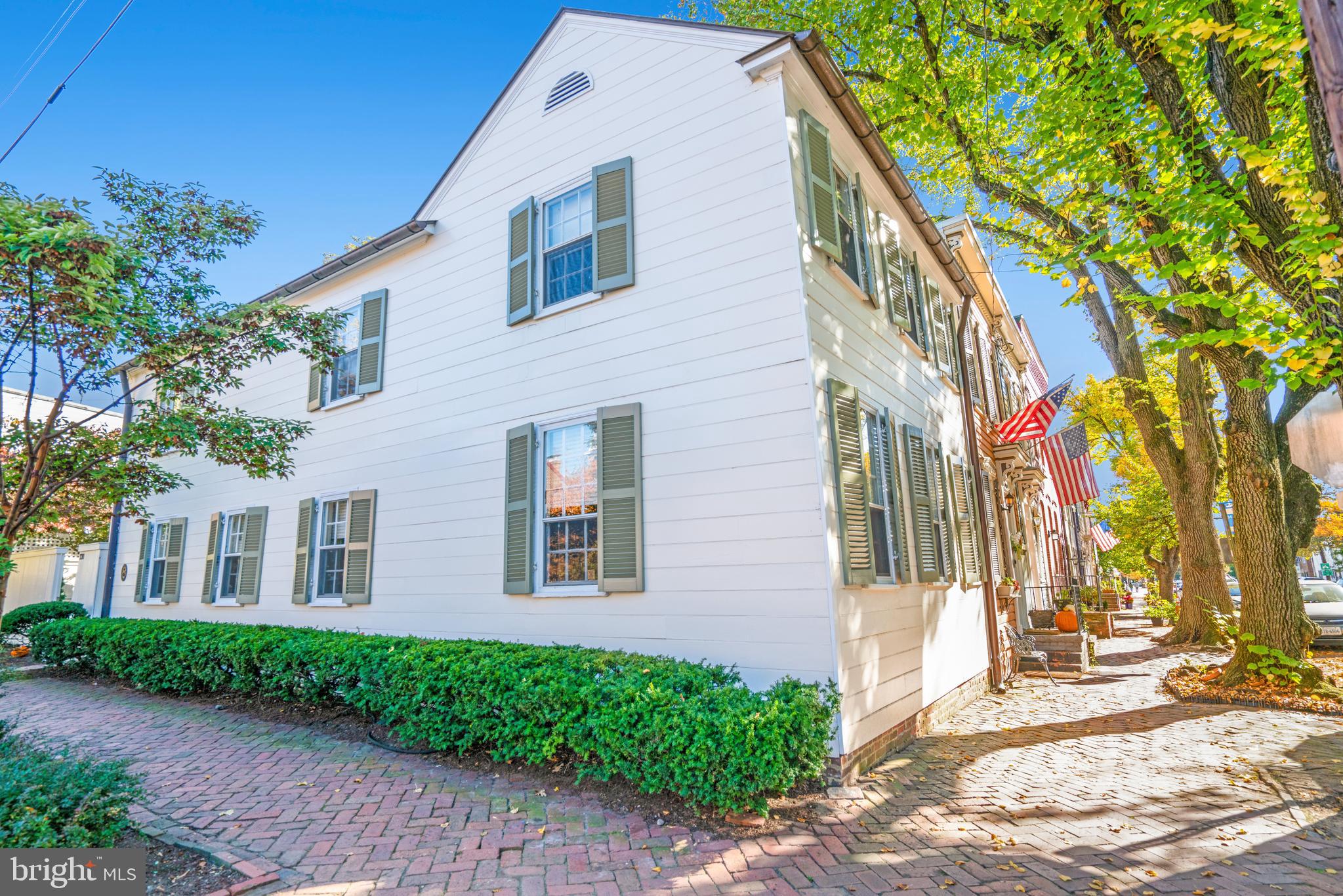 OLD TOWN ALEXANDRIA - Residential Lease