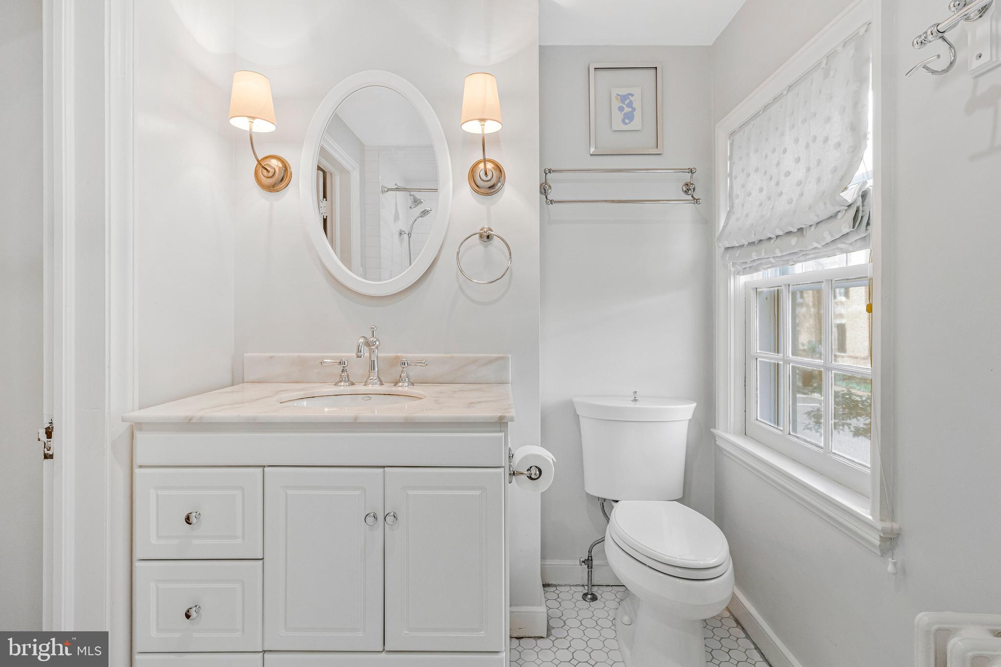 OLD TOWN ALEXANDRIA - Residential Lease