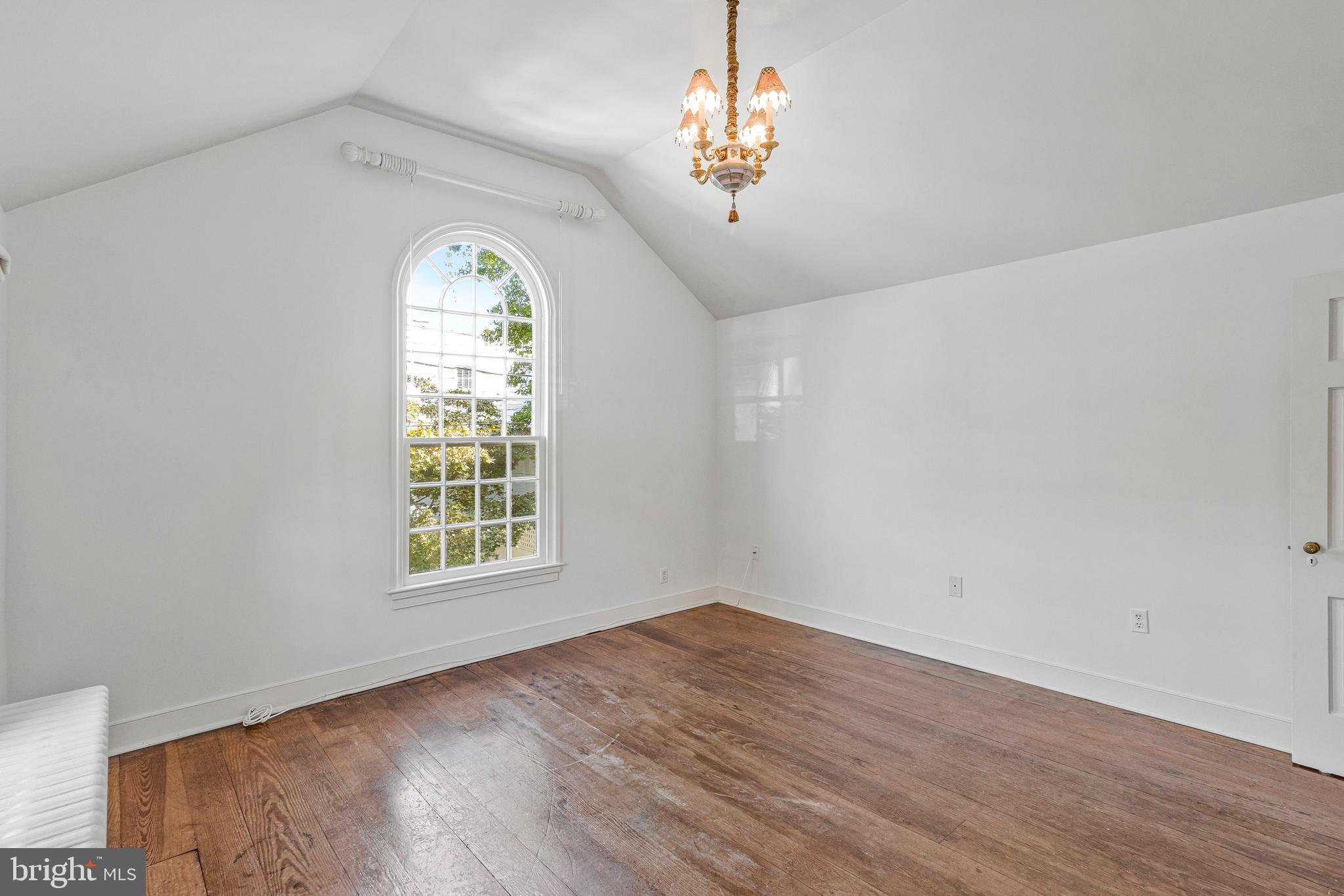 OLD TOWN ALEXANDRIA - Residential Lease