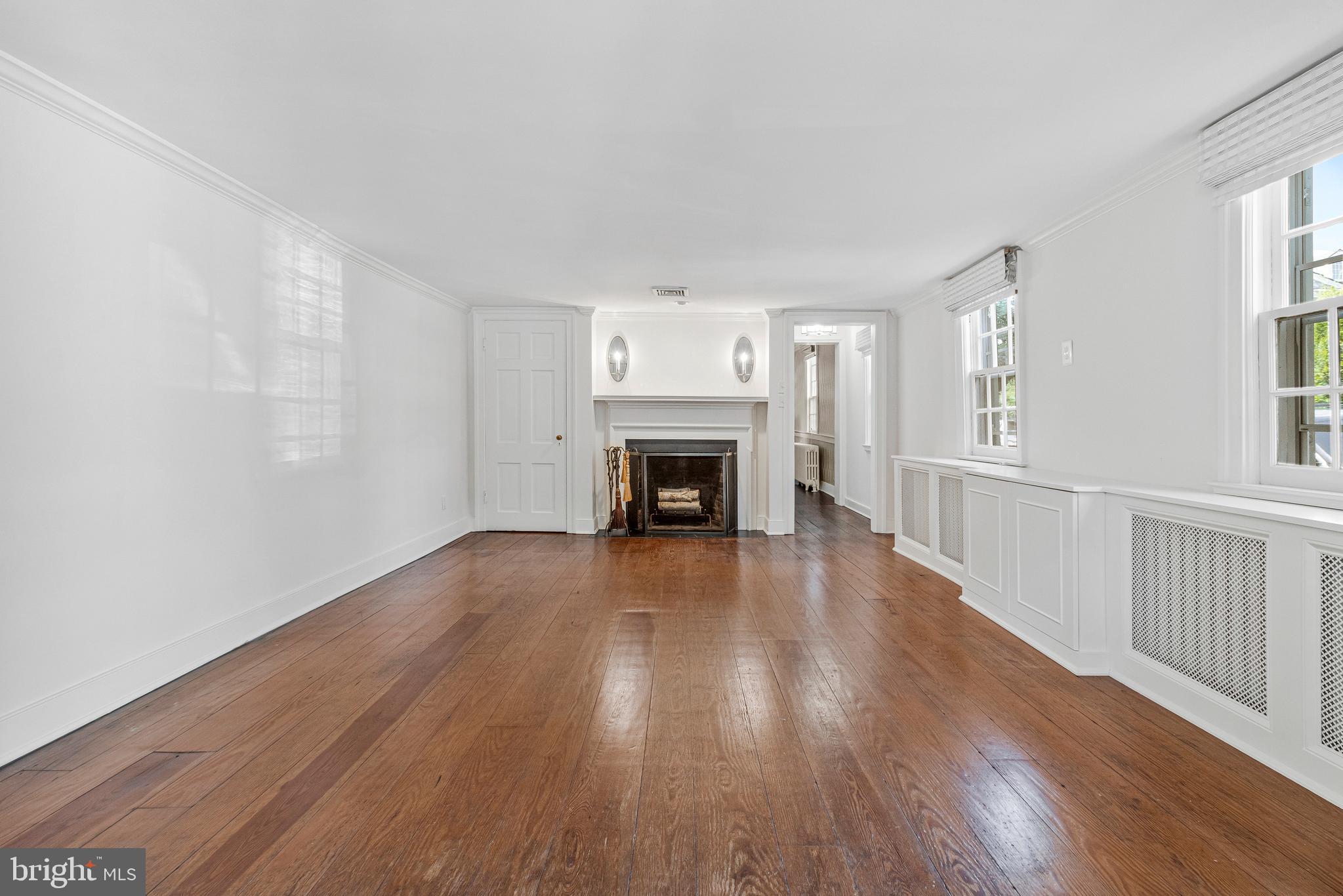 OLD TOWN ALEXANDRIA - Residential Lease