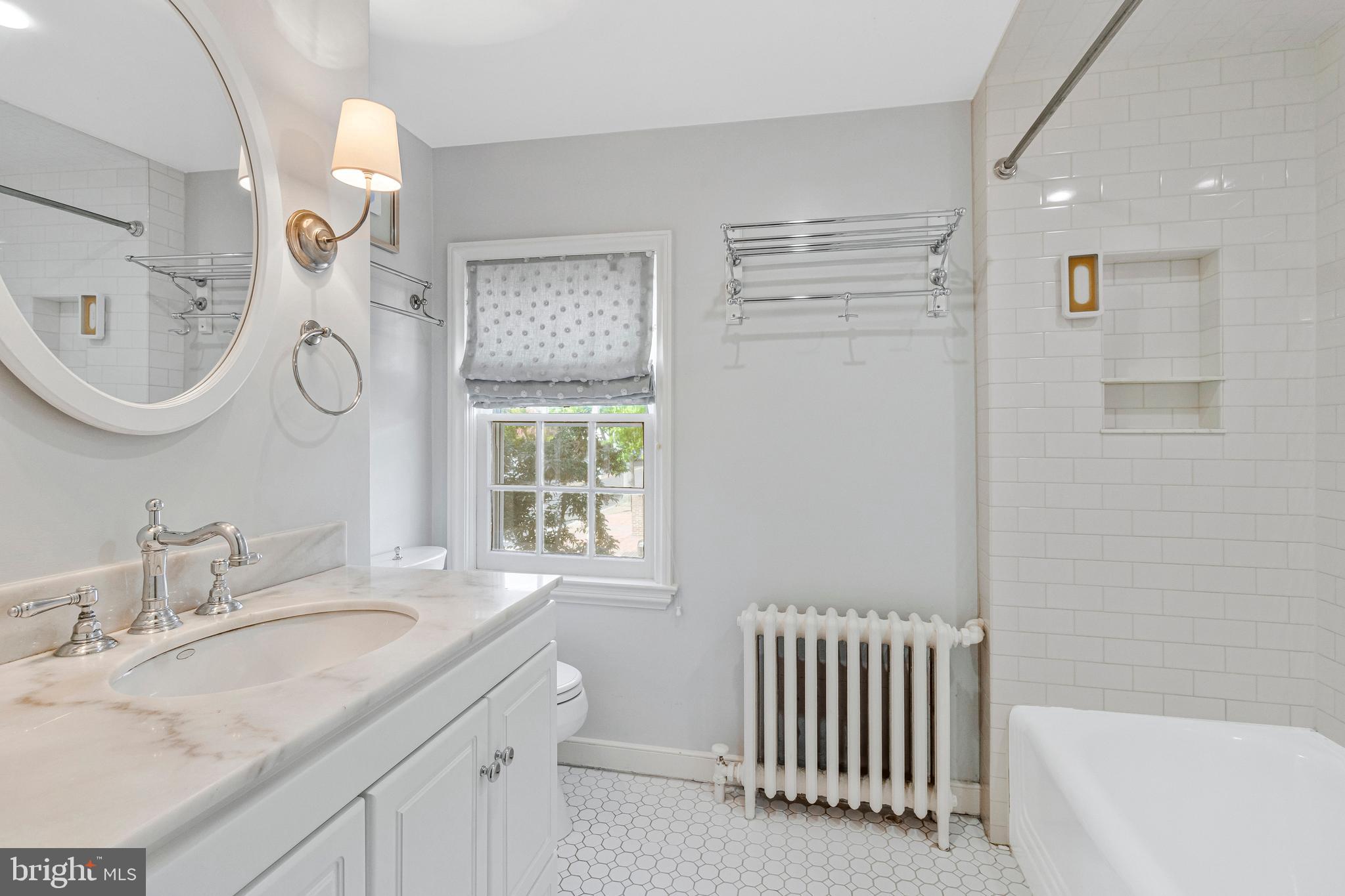 OLD TOWN ALEXANDRIA - Residential Lease