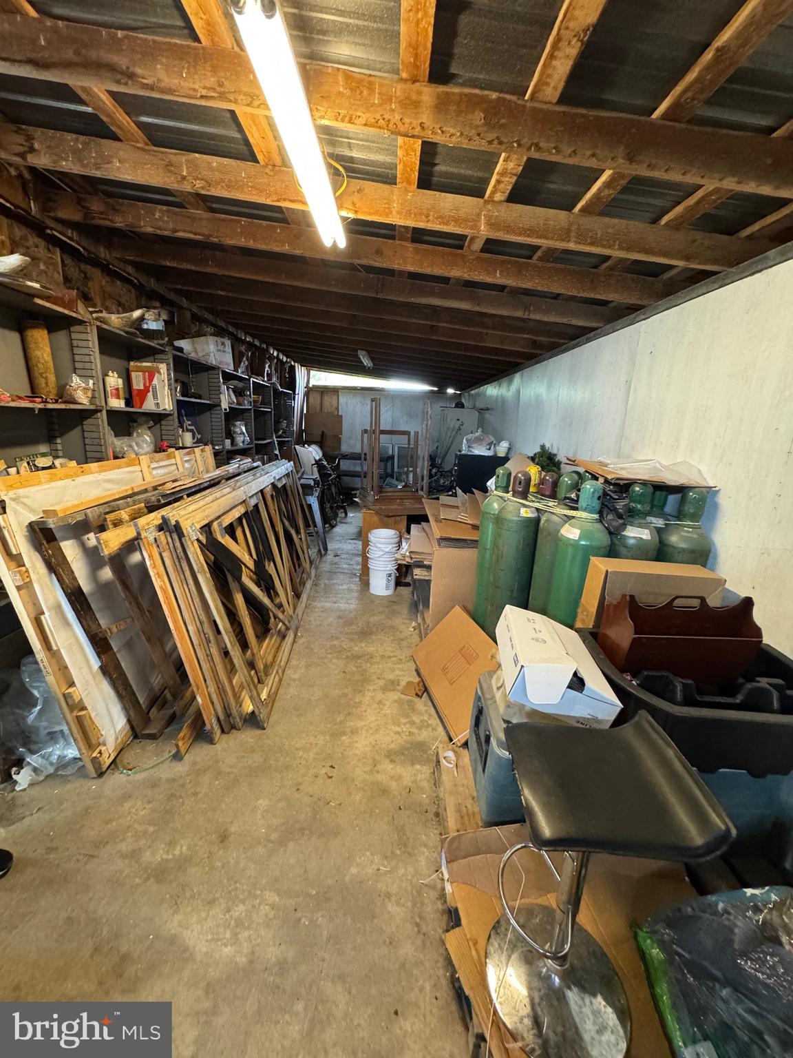 INWOOD - Commercial Sale