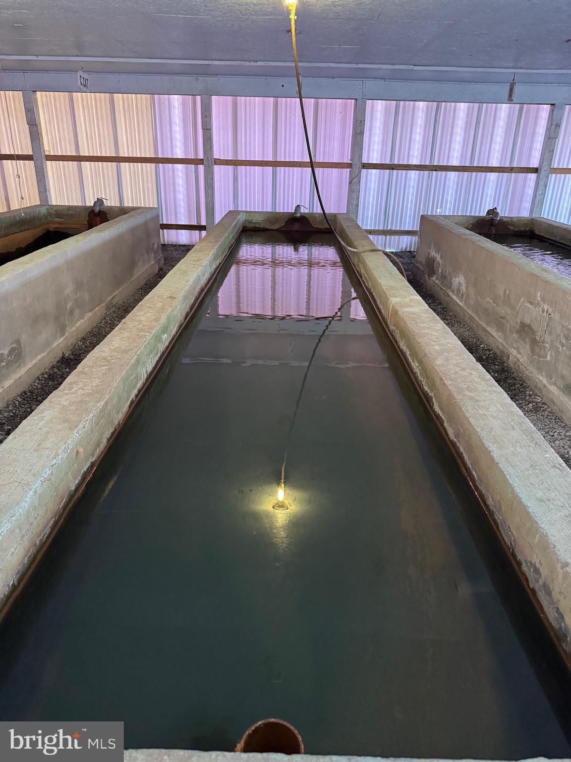 INWOOD - Commercial Sale