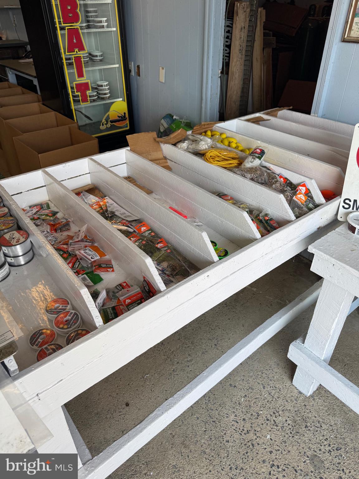 INWOOD - Commercial Sale