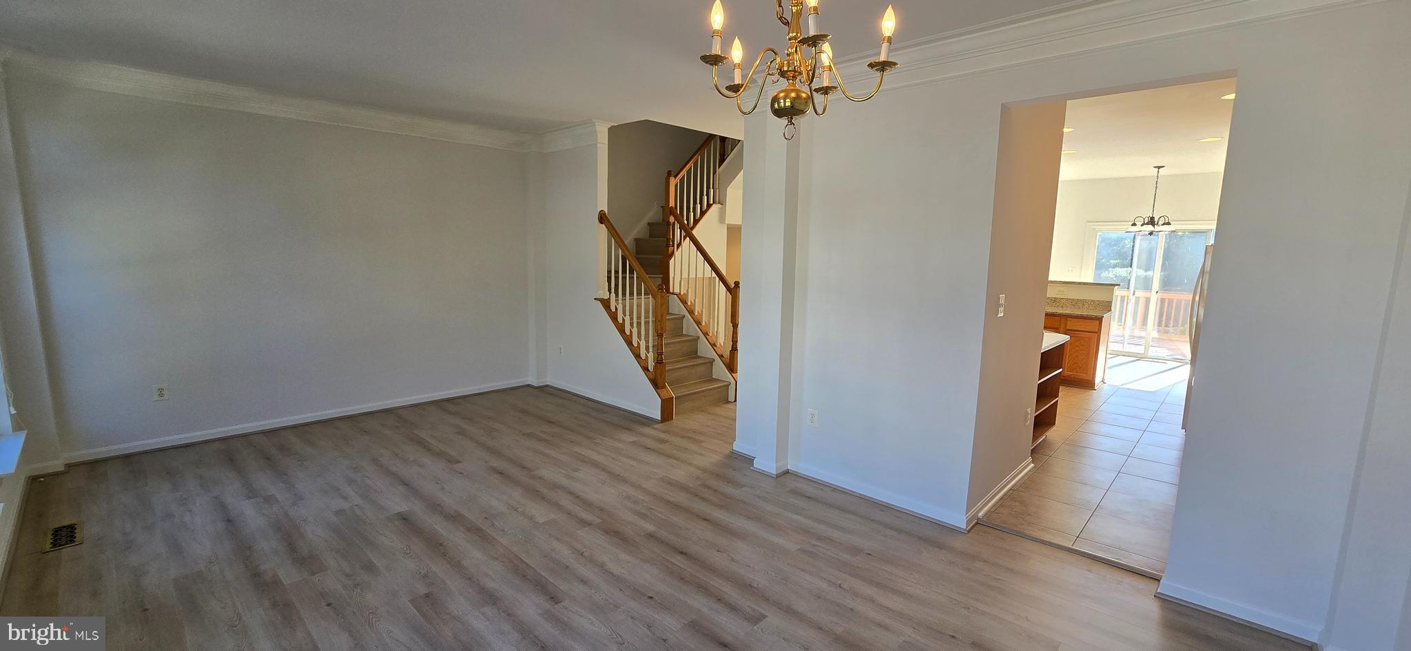 POTOMAC LAKES - Residential Lease