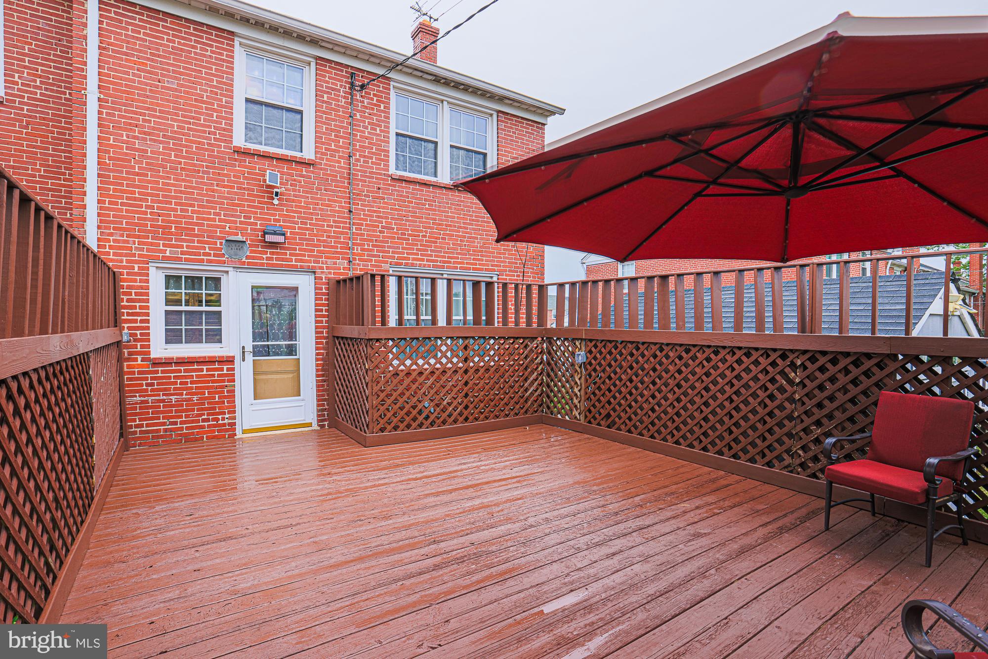 IDLEWOOD - Residential