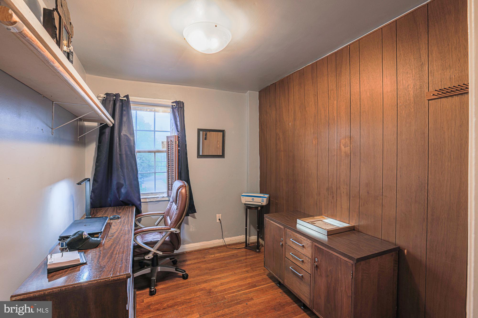 IDLEWOOD - Residential