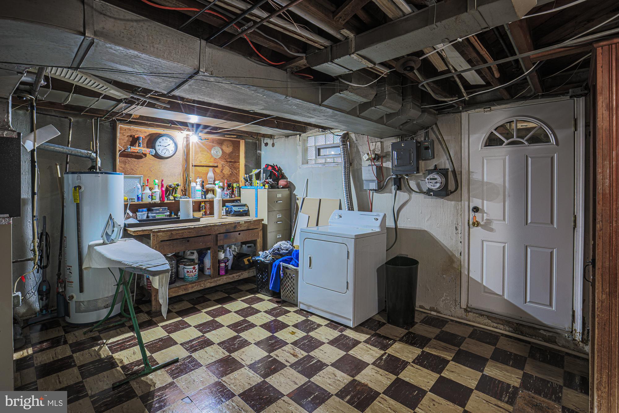 IDLEWOOD - Residential