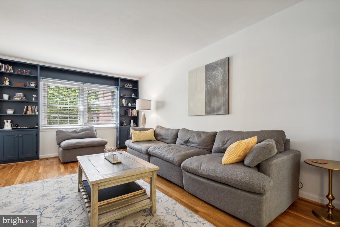 CAMBRIDGE STATION - Residential