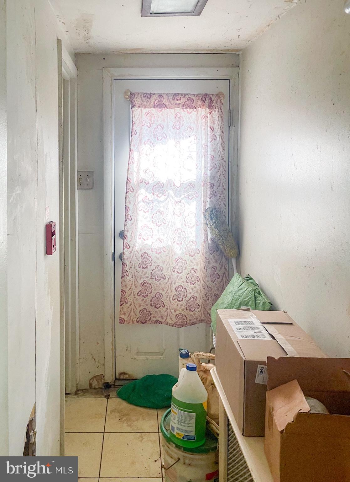 FRANKFORD - Residential Income