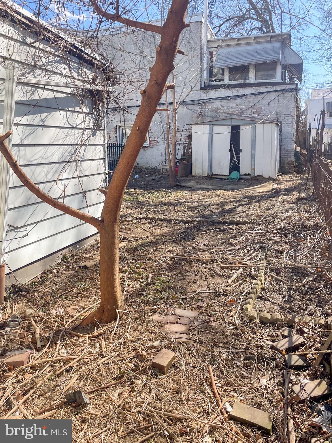 FRANKFORD - Residential Income