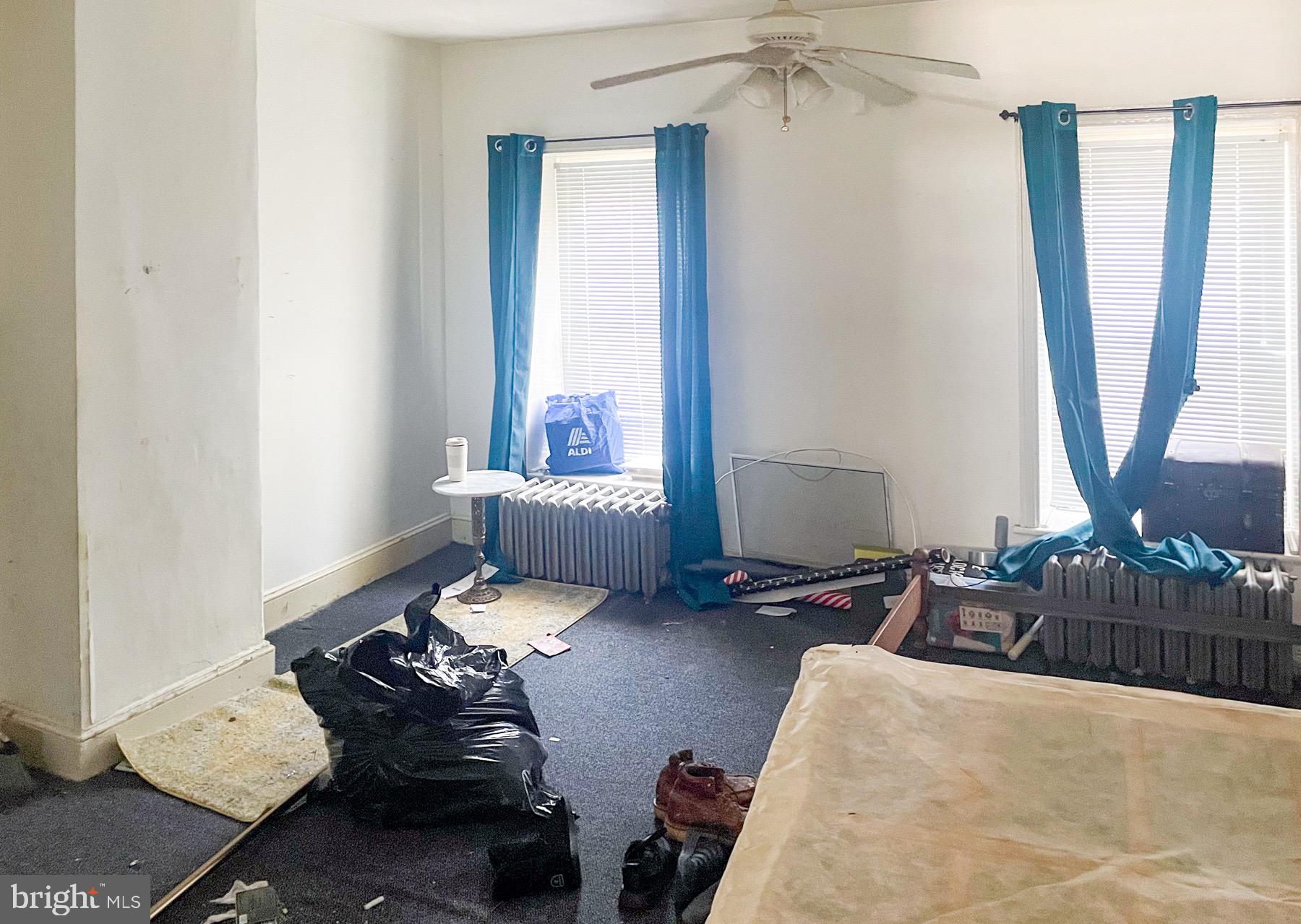 FRANKFORD - Residential Income