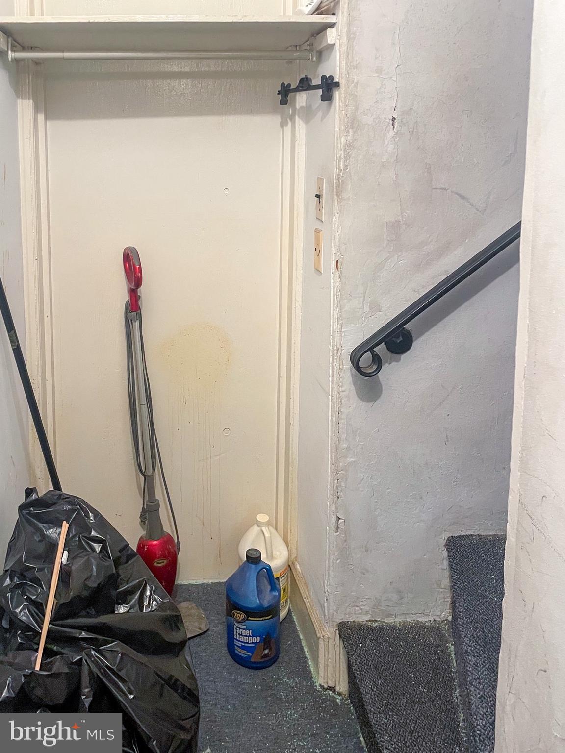 FRANKFORD - Residential Income