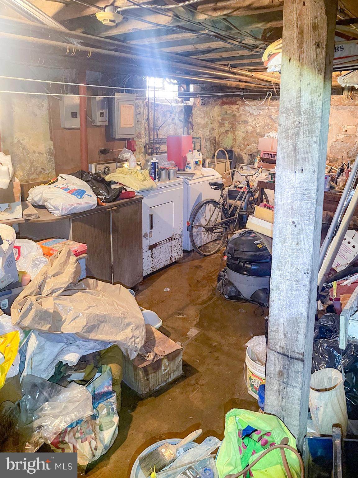 FRANKFORD - Residential Income