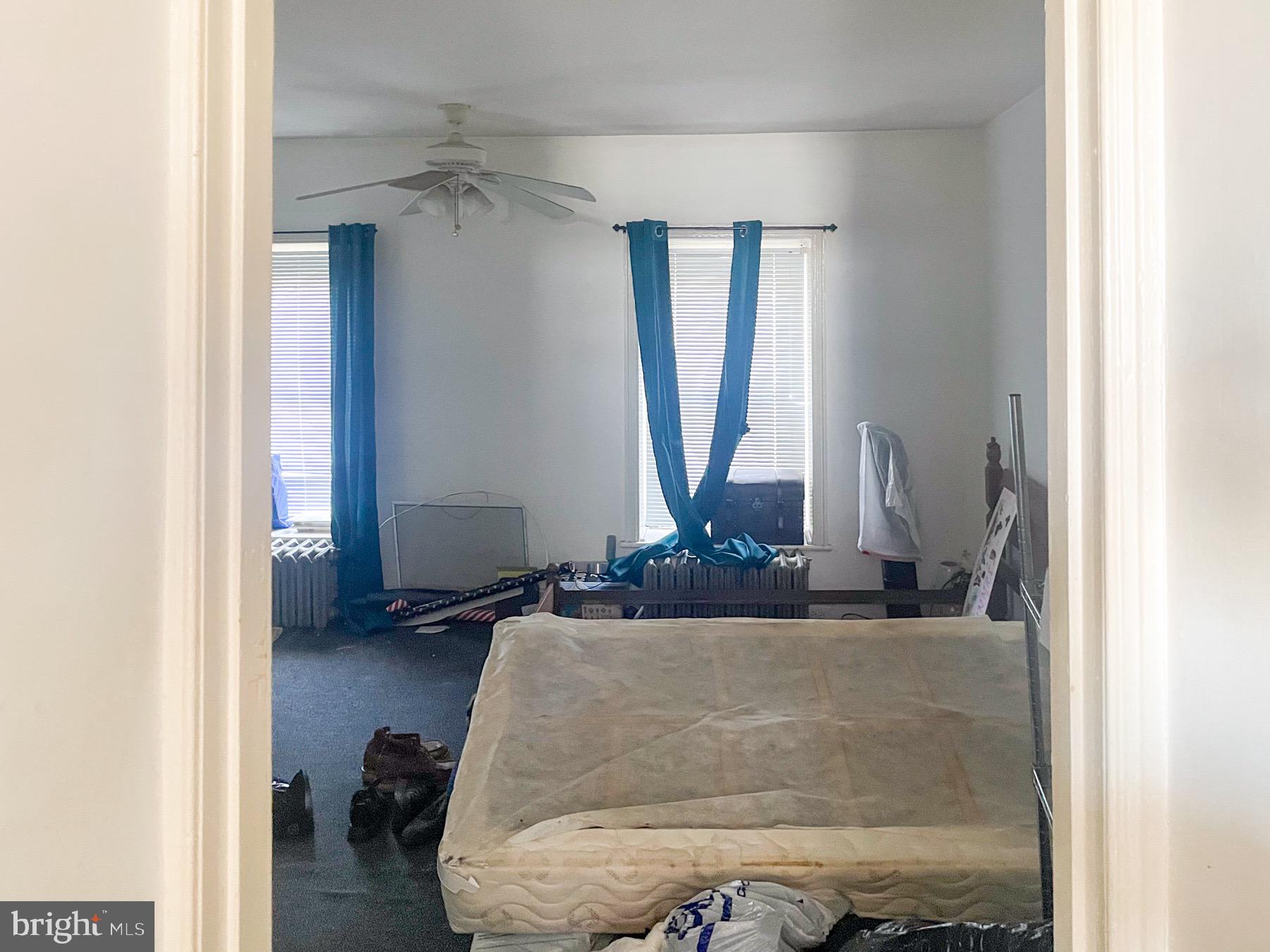 FRANKFORD - Residential Income