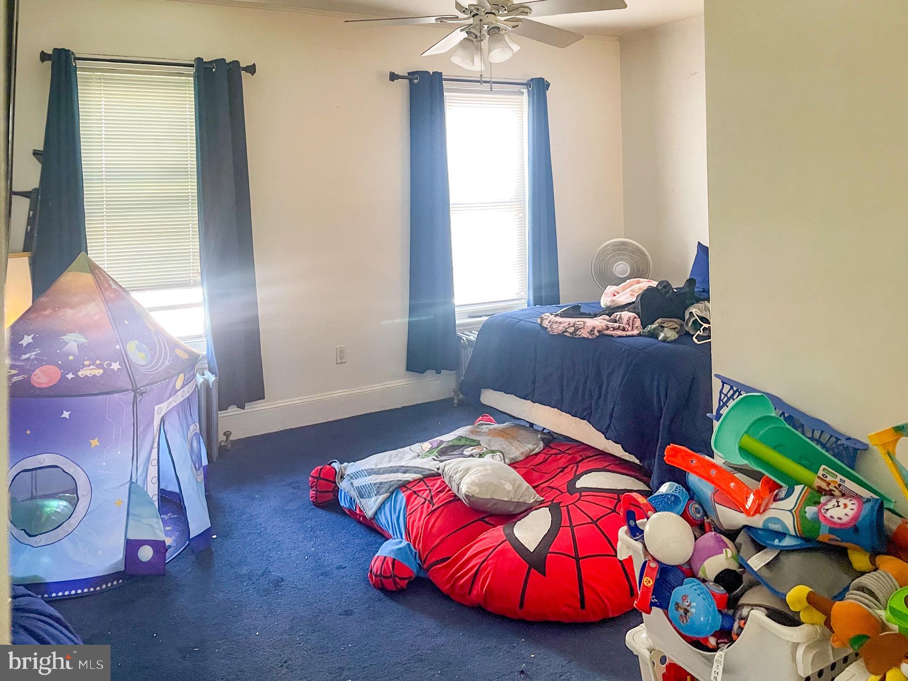 FRANKFORD - Residential Income