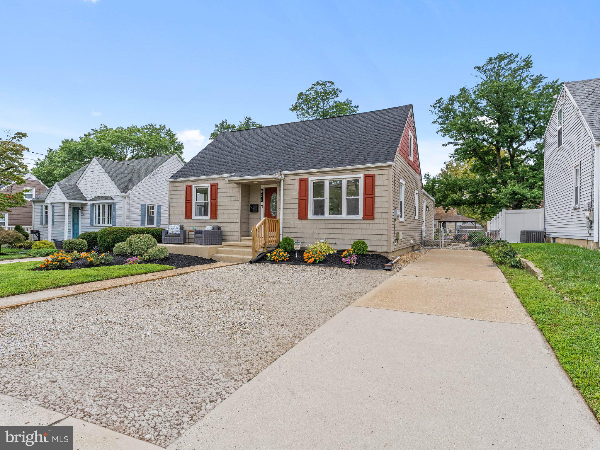 937 CLEMENTS BRIDGE ROAD