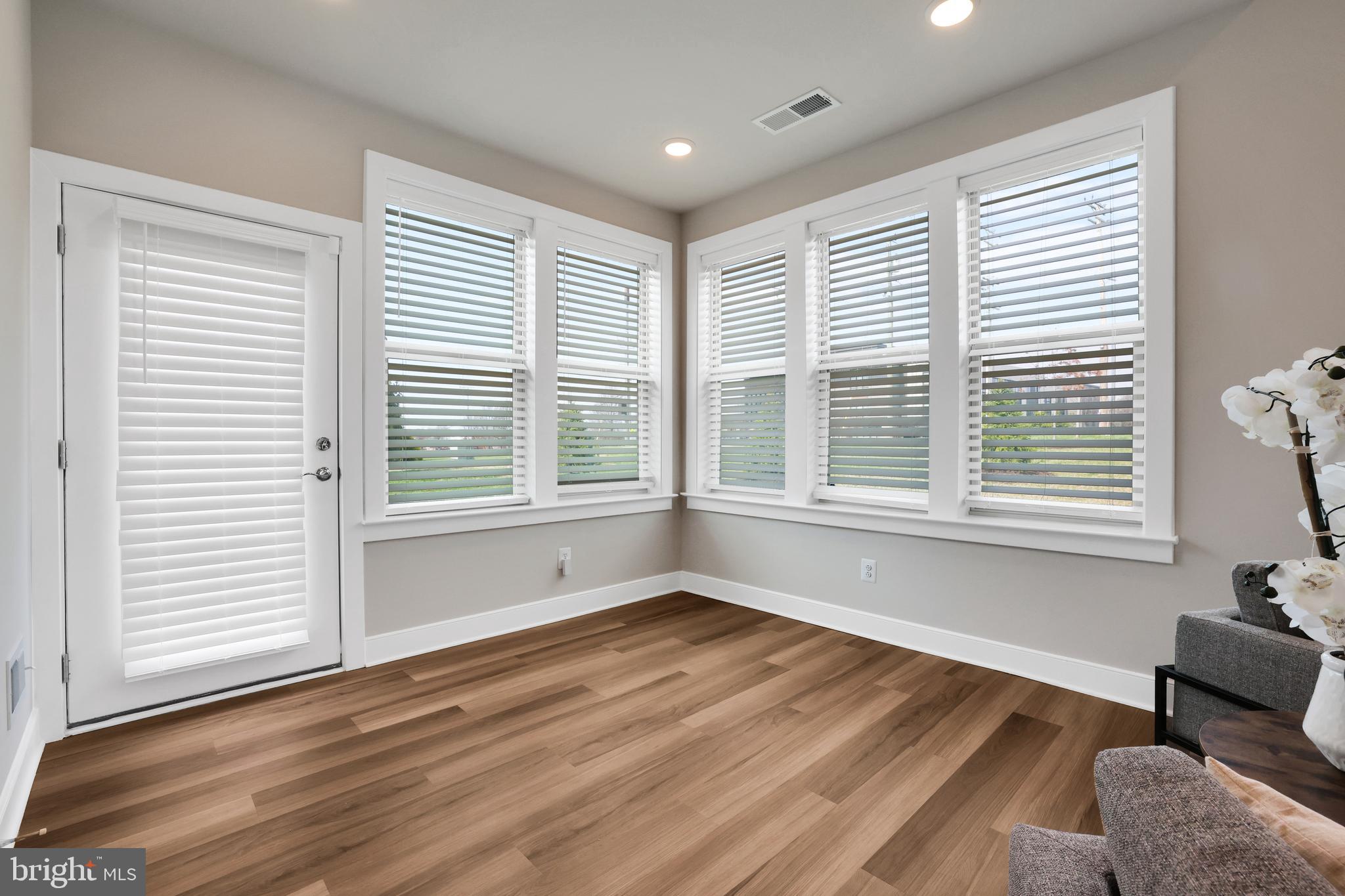 MAPLE LAWN - Residential