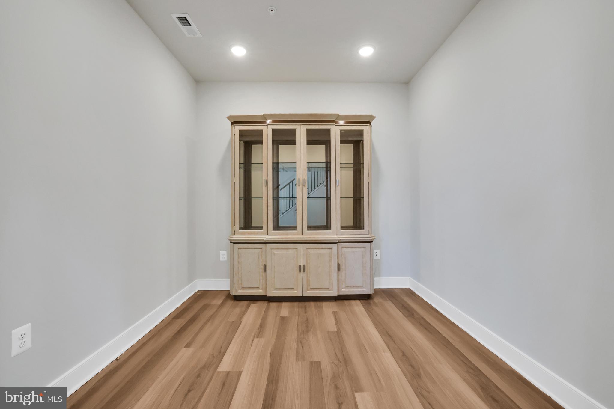 MAPLE LAWN - Residential