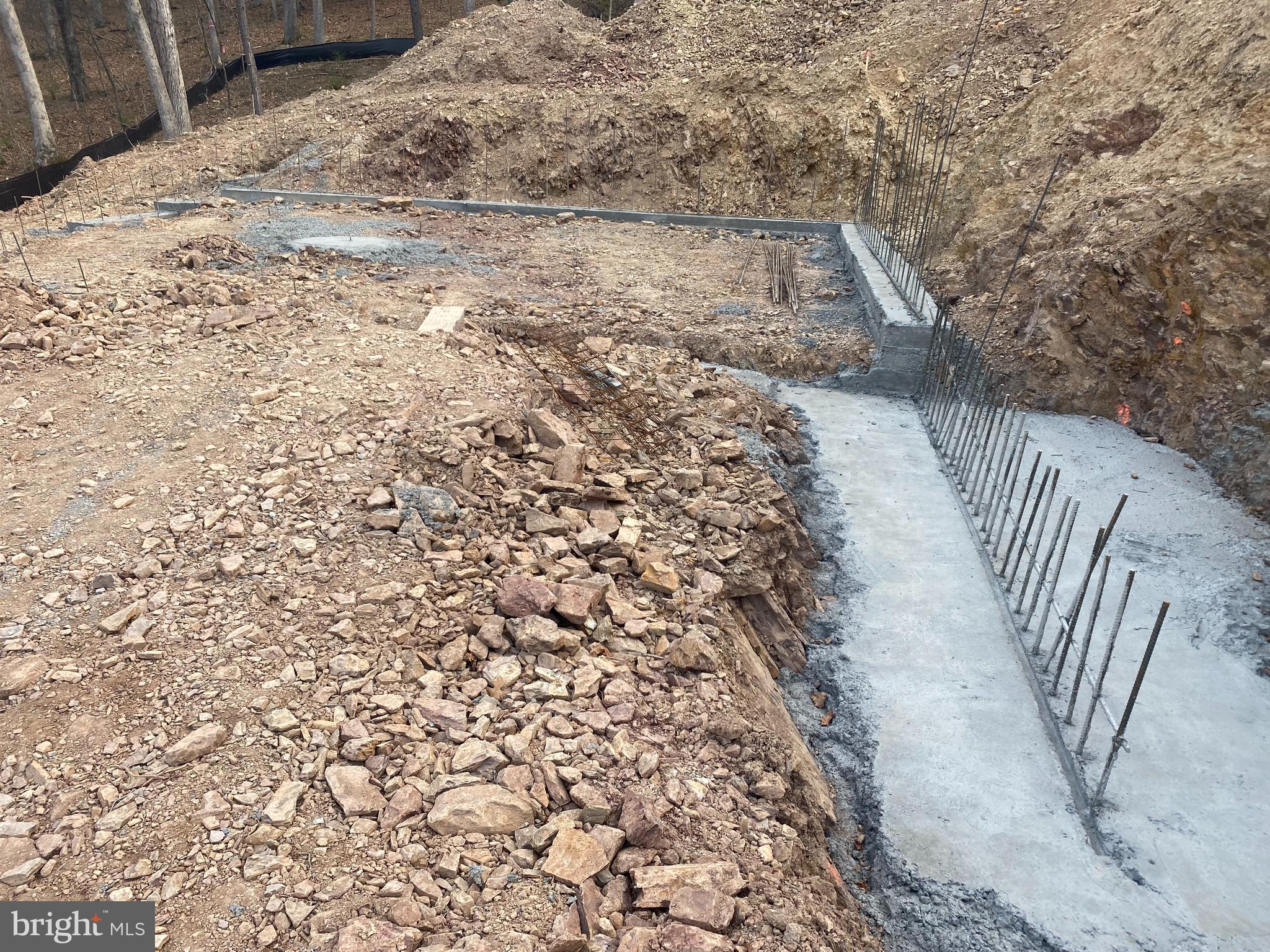 LAKE HOLIDAY ESTATES - Residential