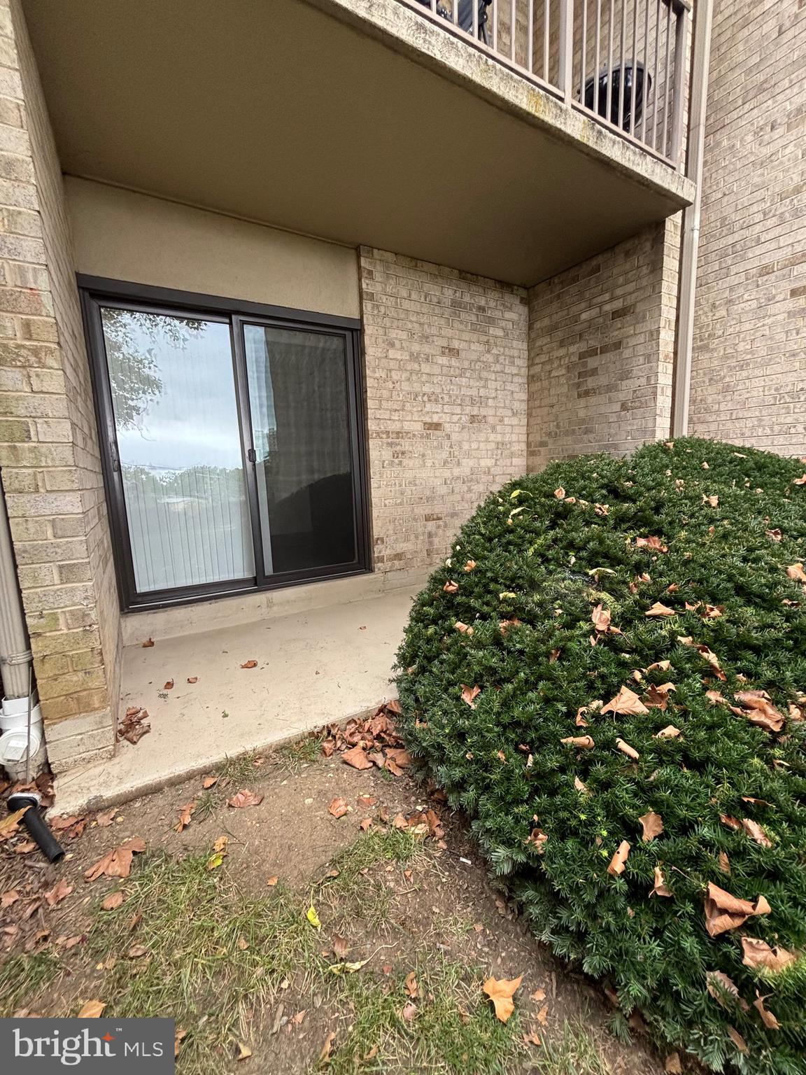 LANDMARK - Residential Lease