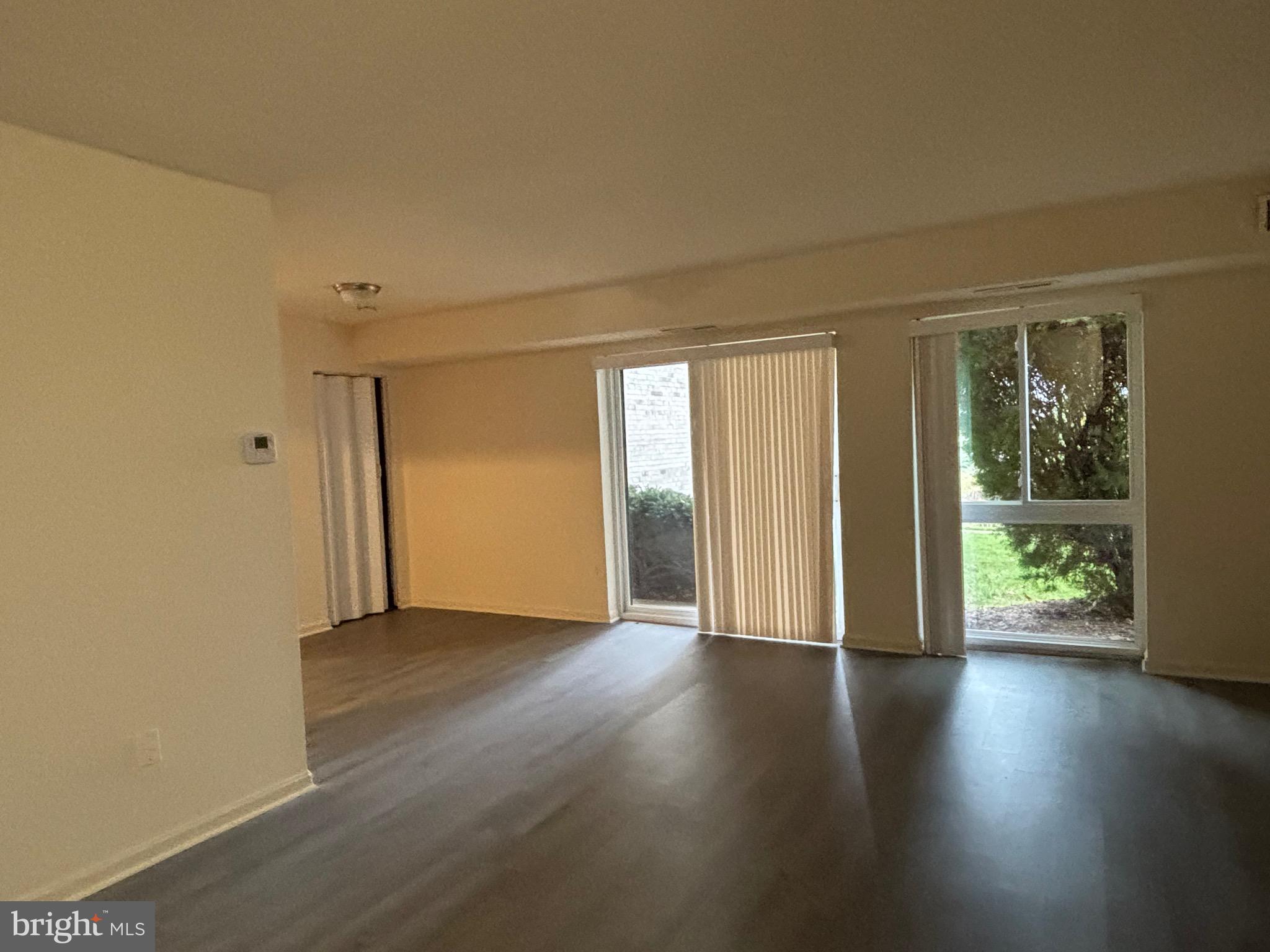 LANDMARK - Residential Lease