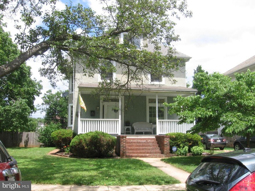 Nicely maintained detached porch front home on double lot! Recent updates! new HVAC, HWF on main lvl, screened in b/ porch, some new windows, large kitchen w/ s/s appl, high ceilings, built-in b/cases in l/r. Possible 4th br, Recently water proofed basement. Privacy fence, huge yard is ideal for entertaining. Very motivated sellers!