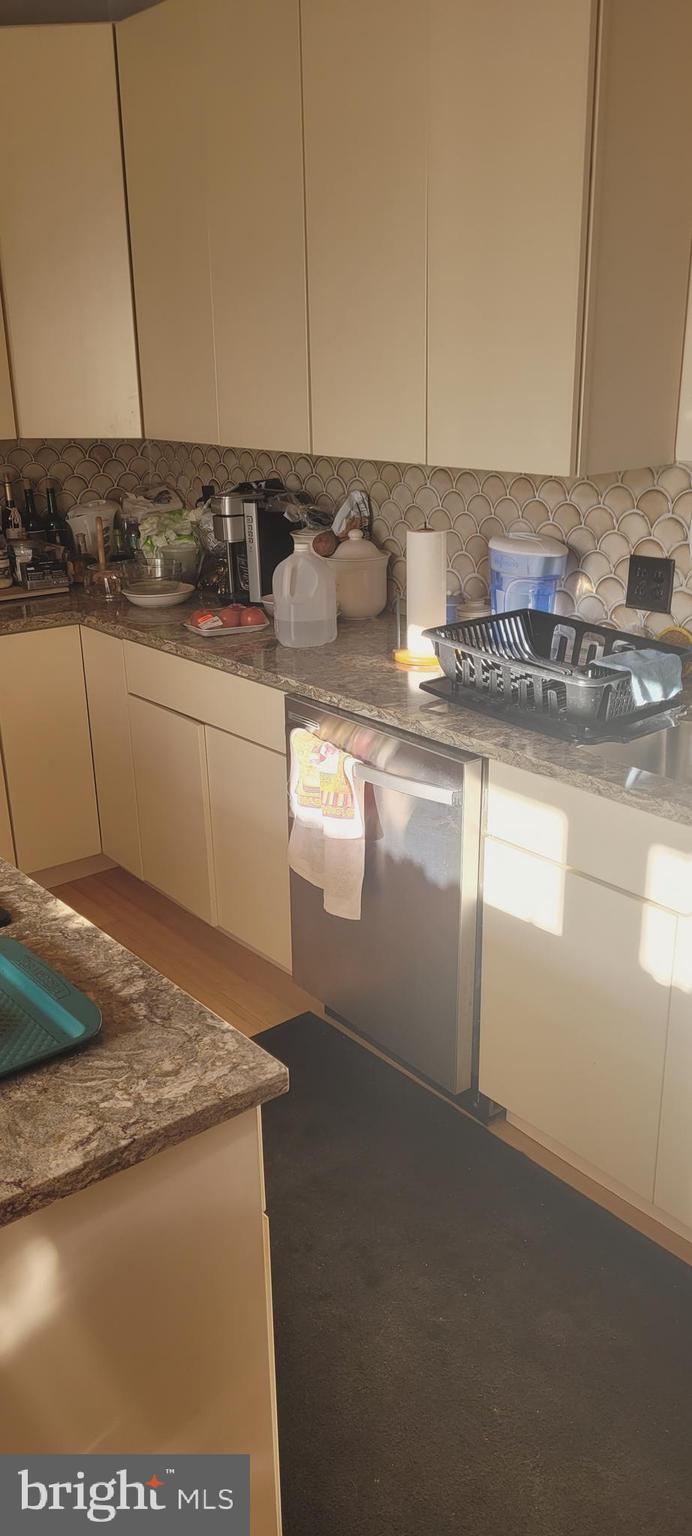 LLANERCH - Residential