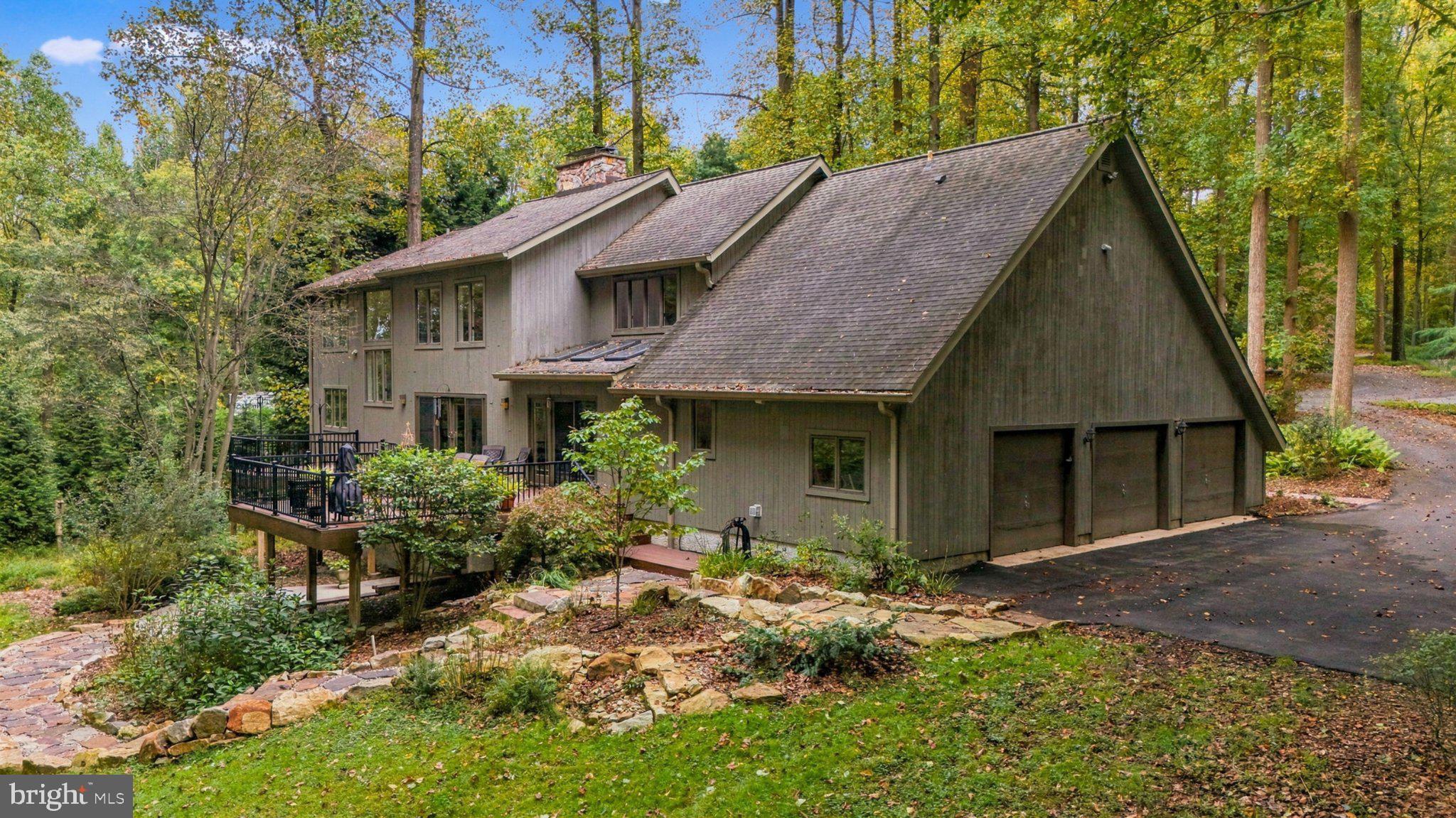 116 WOODS LANE