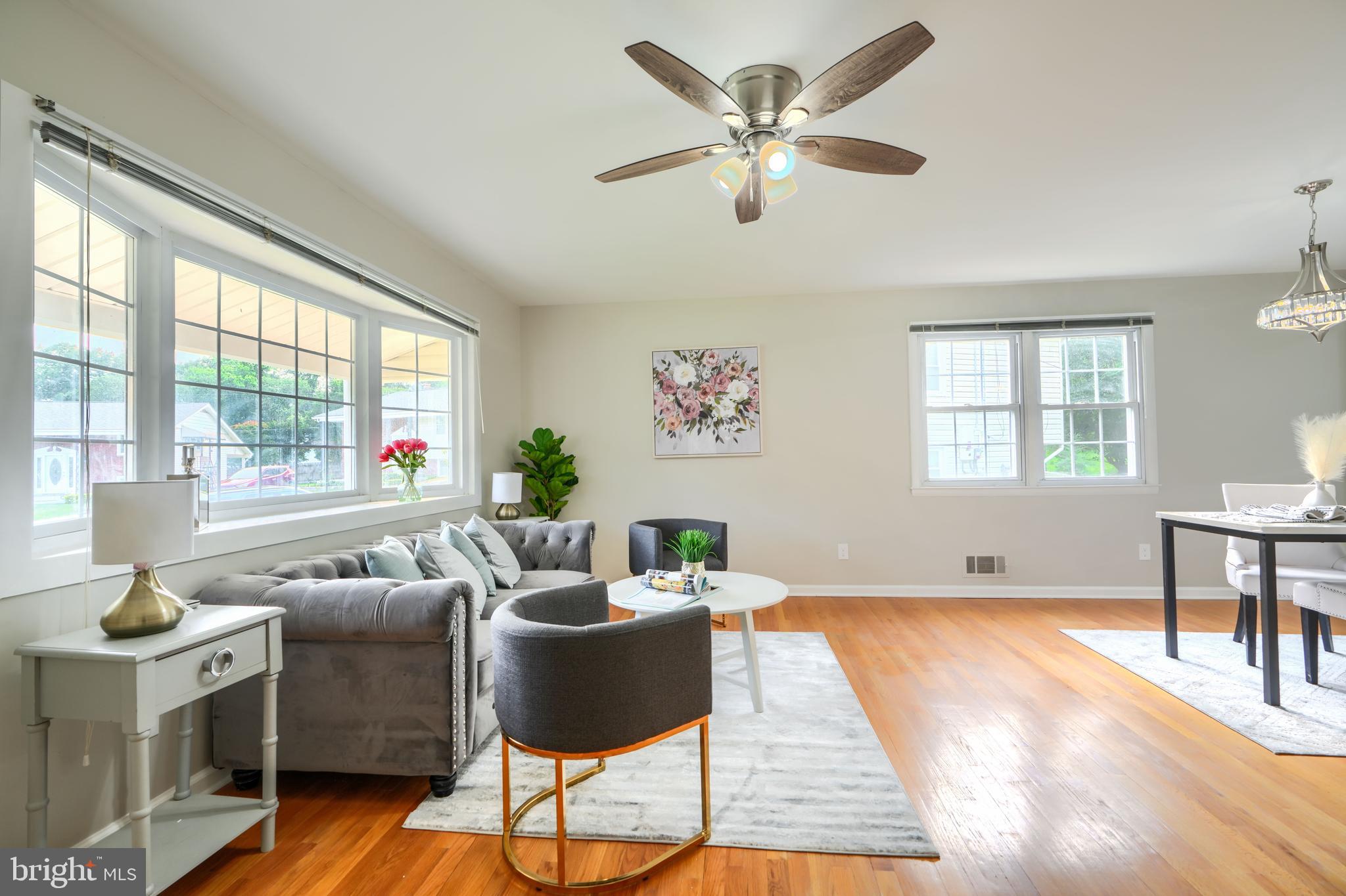 10 GLENWEST COURT