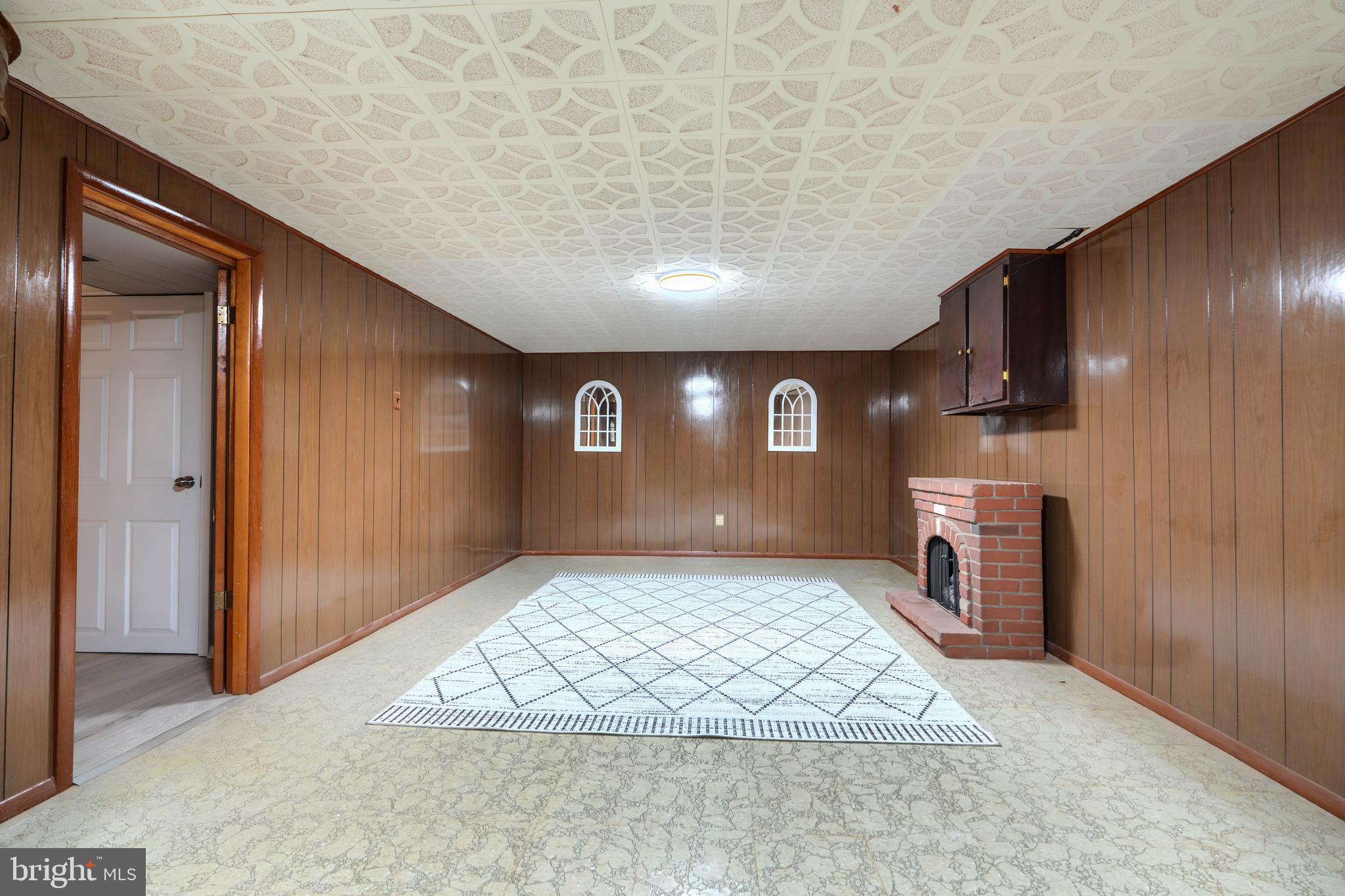 ROSEDALE - Residential