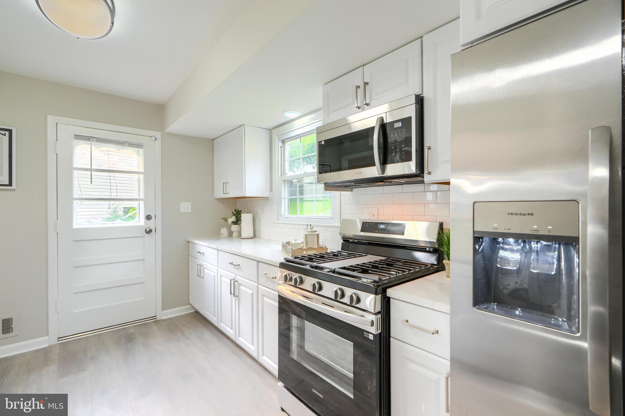 ROSEDALE - Residential