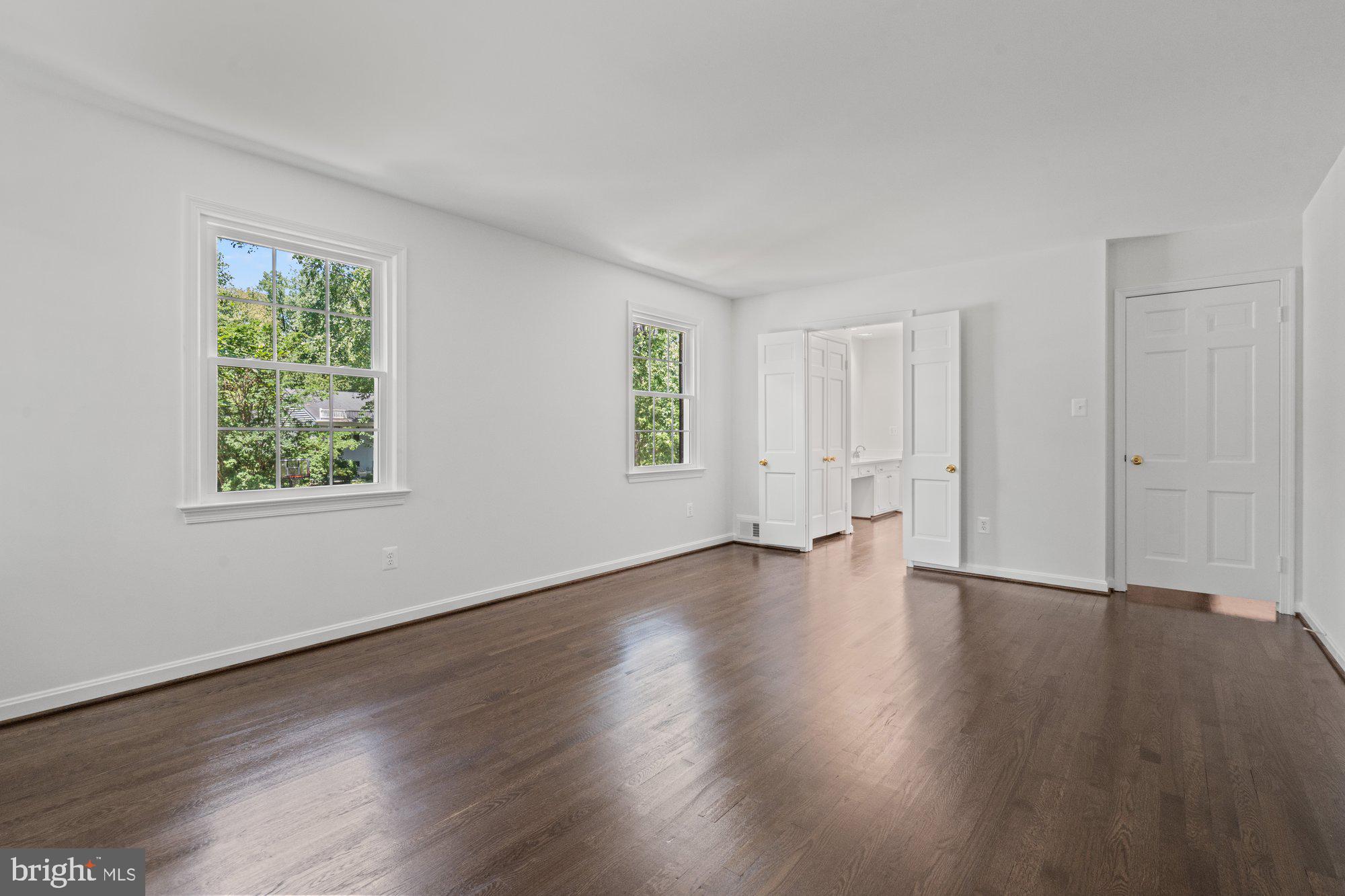 WAYNEWOOD - Residential