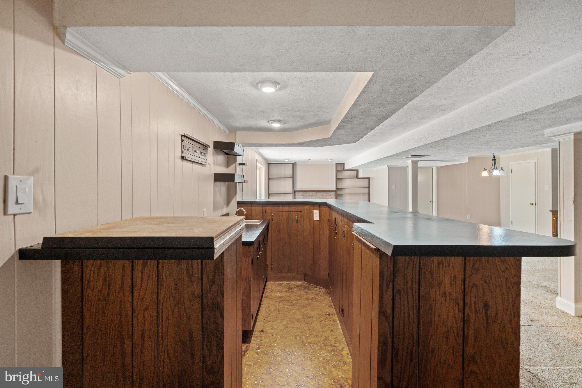 WAYNEWOOD - Residential